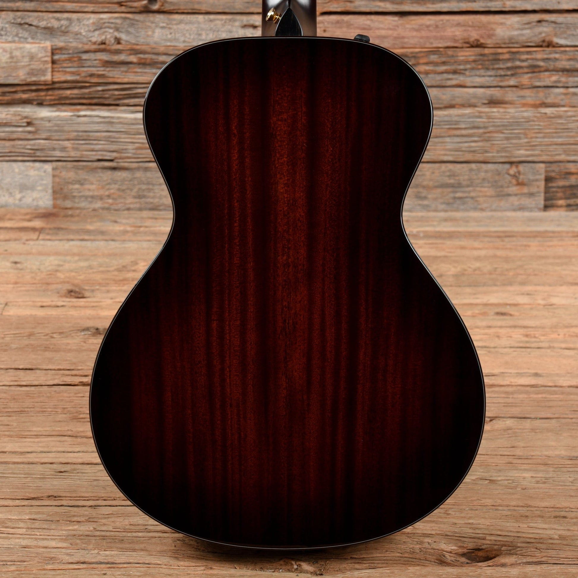 Taylor 522e 12 Fret Sunburst 2017 Acoustic Guitars / Concert