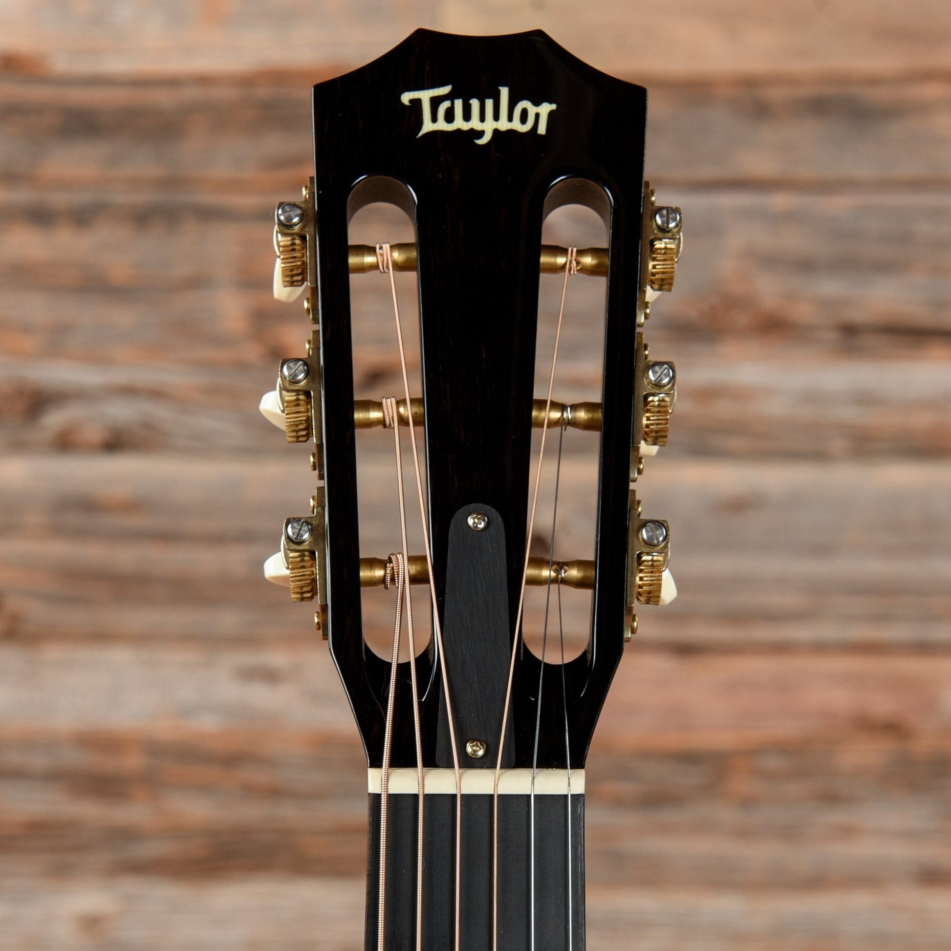 Taylor 522e 12 Fret Sunburst 2017 Acoustic Guitars / Concert