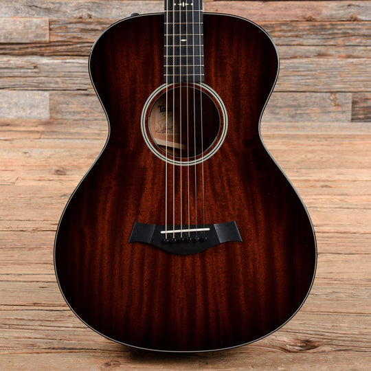 Taylor 522e 12-Fret with V-Class Bracing Shaded Edge Burst 2019 Acoustic Guitars / Concert