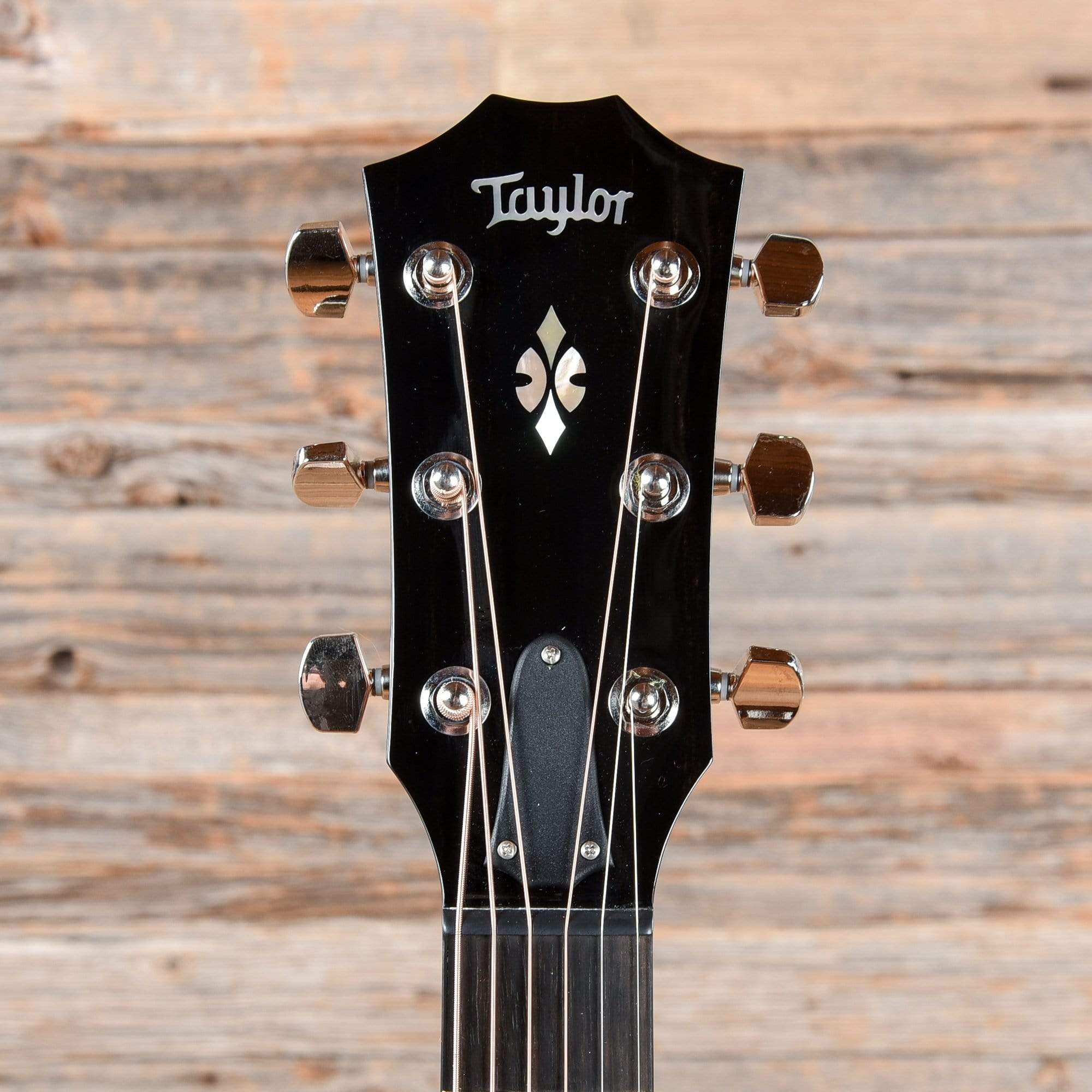 Taylor 712ce Grand Concert Lutz Spruce/Indian Rosewood Natural ES2 w/V-Class Bracing Acoustic Guitars / Concert