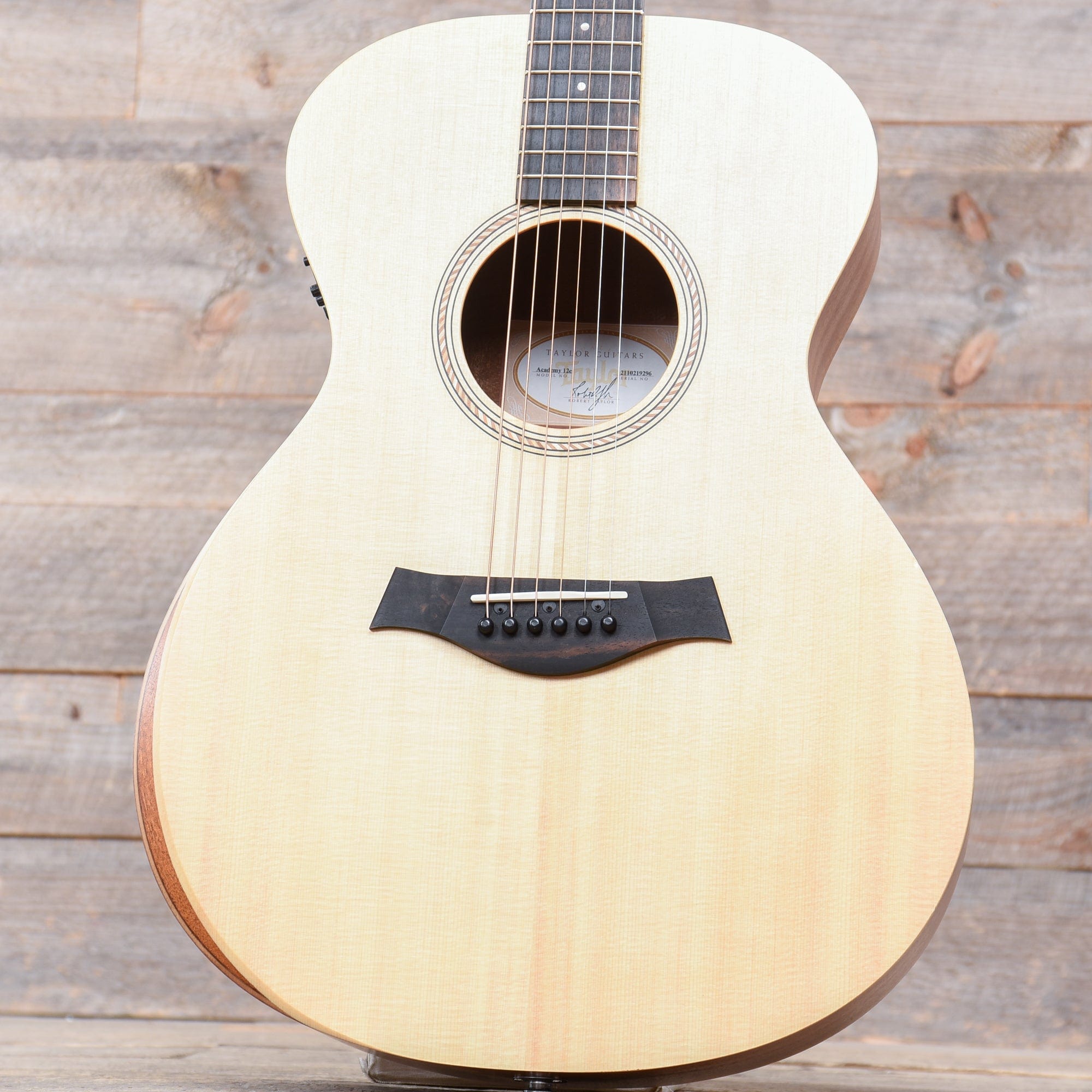 Taylor Academy 12e Grand Concert Sitka Spruce/Sapele Acoustic Guitars / Concert