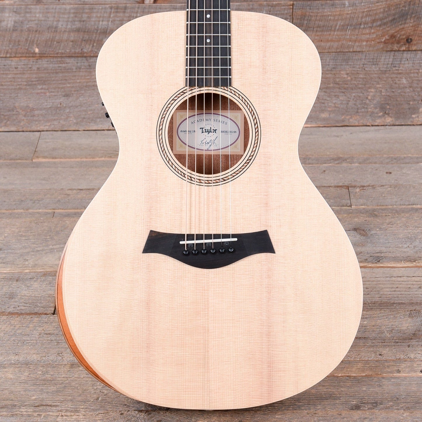 Taylor Academy 12e Grand Concert Sitka Spruce/Sapele Maple Neck Acoustic Guitars / Concert