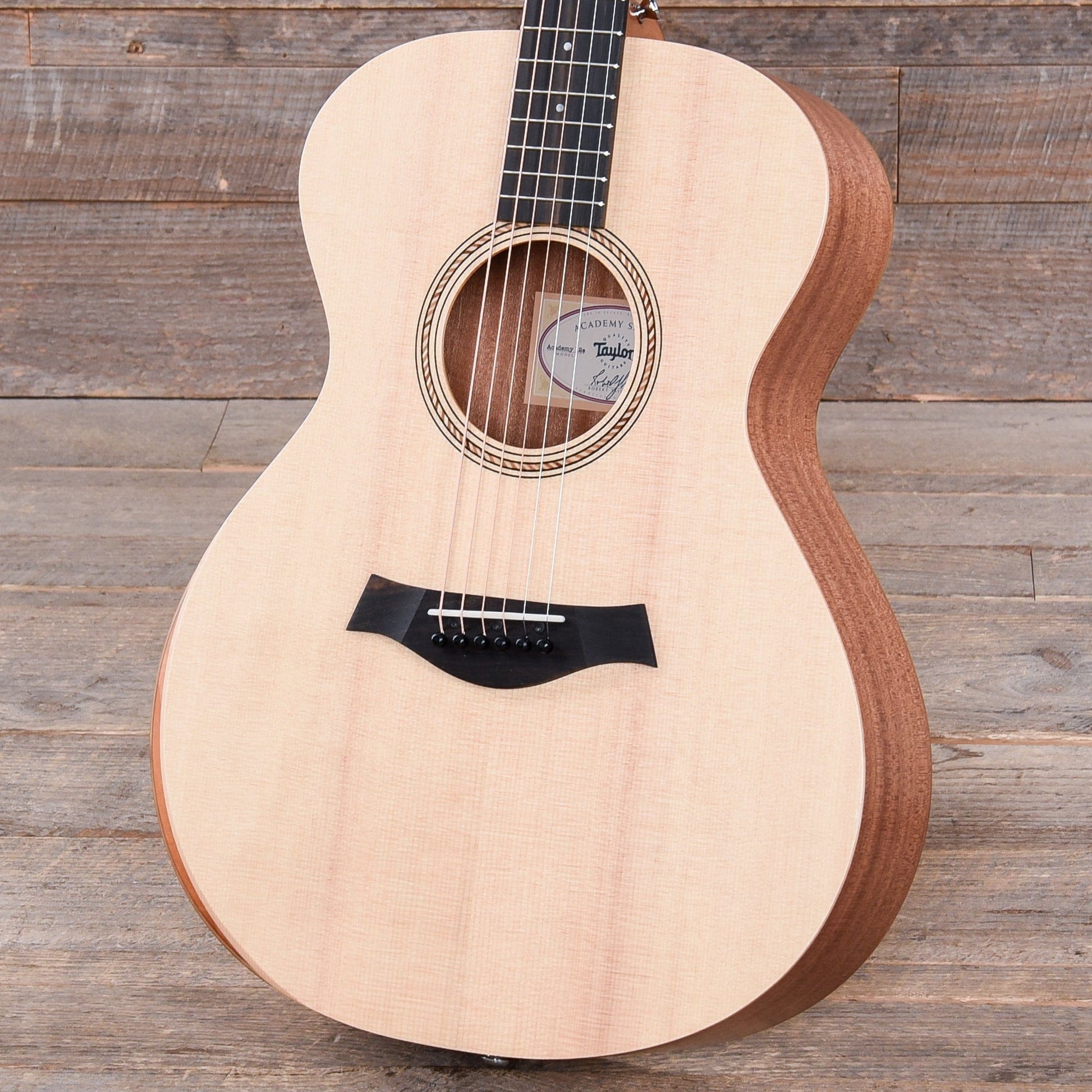 Taylor Academy 12e Grand Concert Sitka Spruce/Sapele Maple Neck Acoustic Guitars / Concert