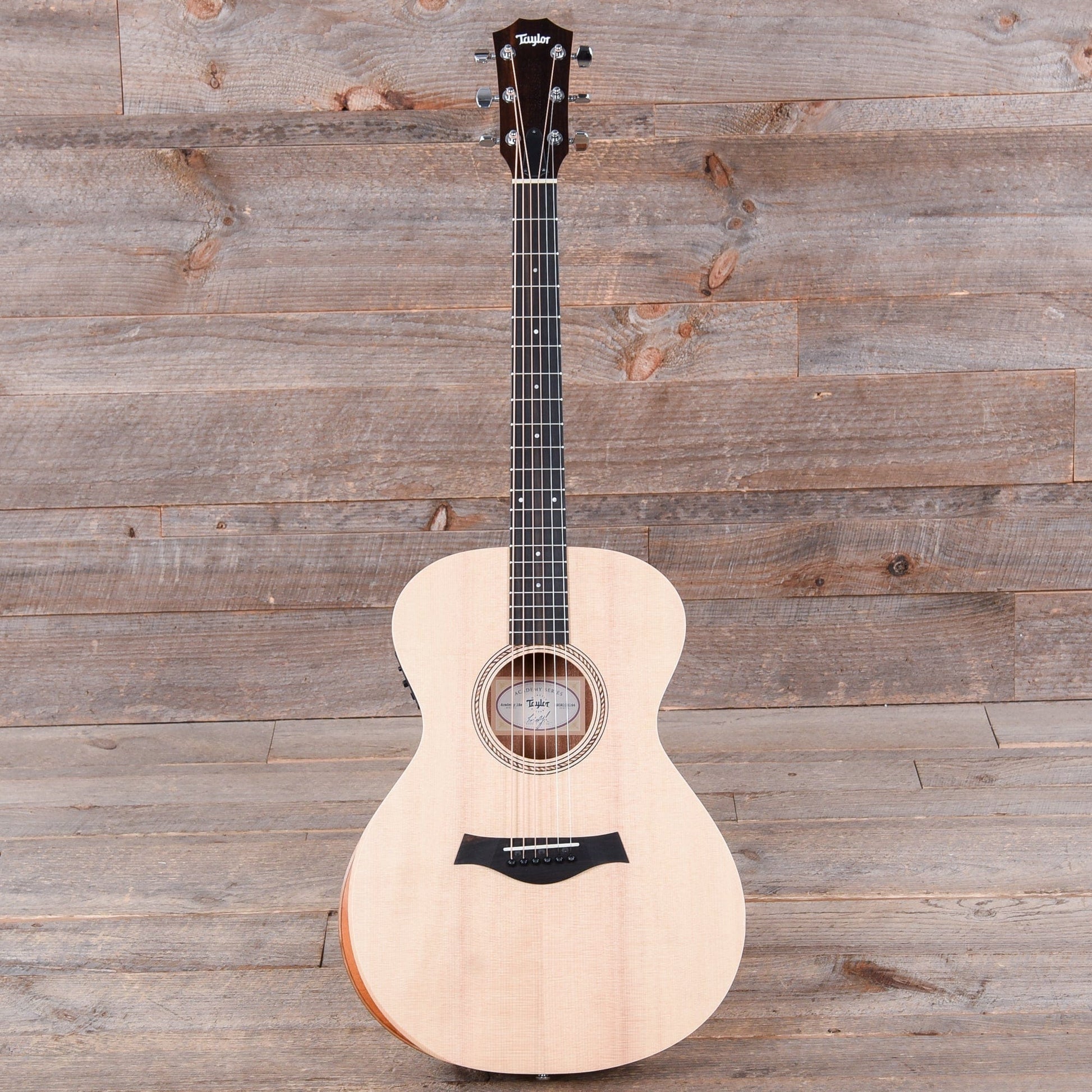 Taylor Academy 12e Grand Concert Sitka Spruce/Sapele Maple Neck Acoustic Guitars / Concert