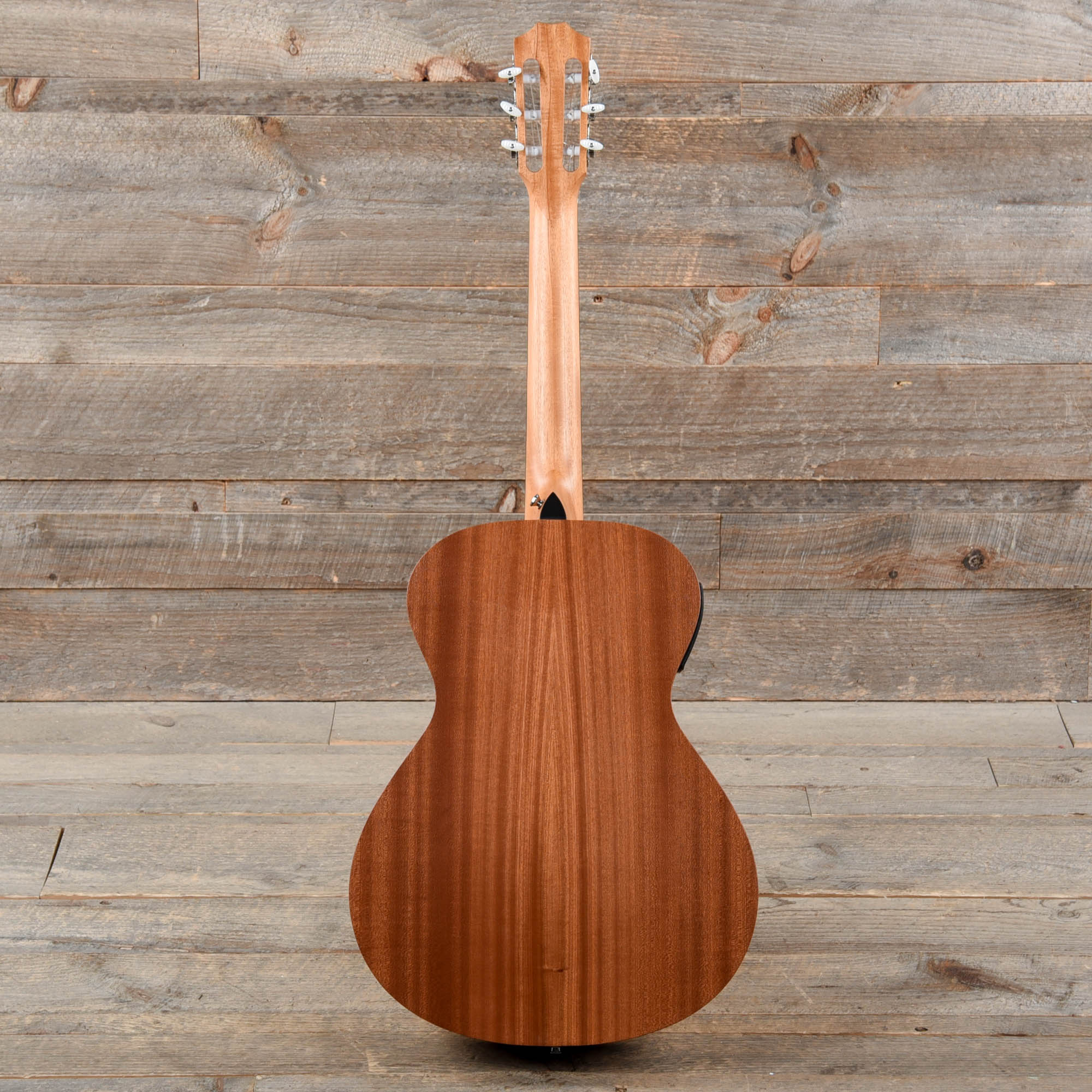 Taylor Academy 12e-N Grand Concert Lutz Spruce/Sapele Natural w/ES-B Acoustic Guitars / Concert