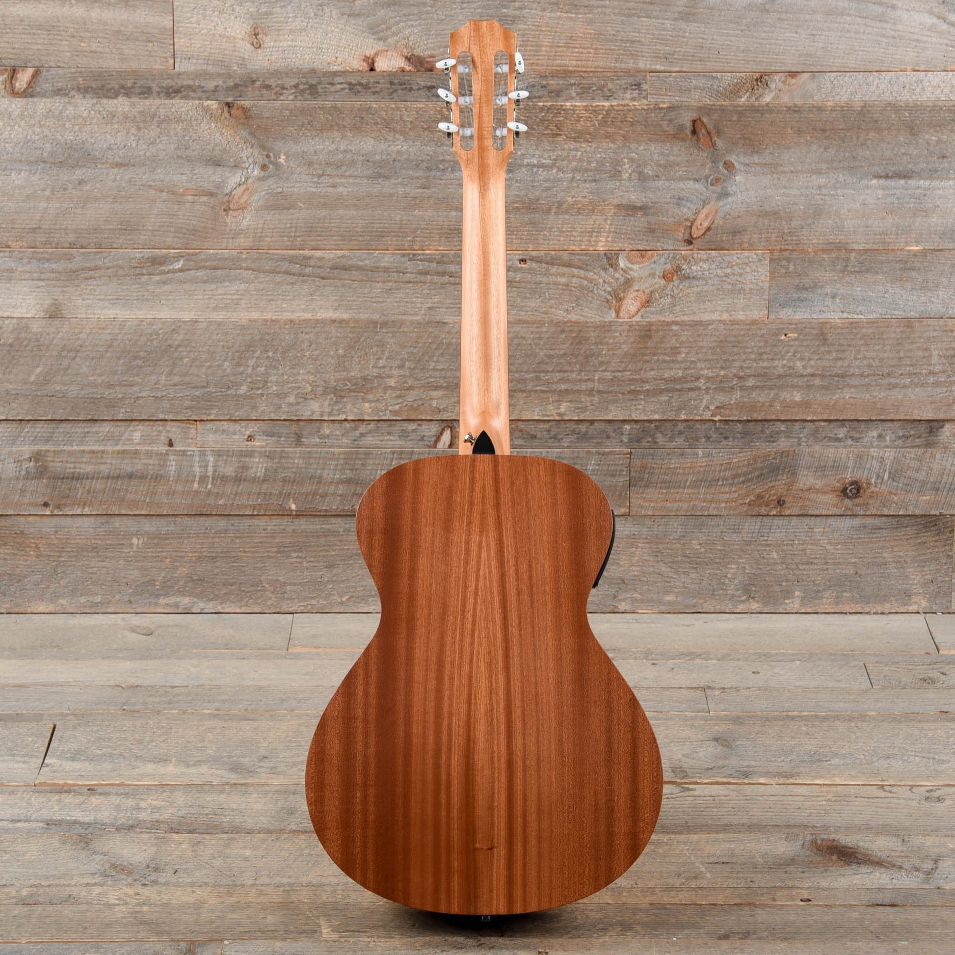 Taylor Academy 12e-N Grand Concert Lutz Spruce/Sapele Natural w/ES-B Acoustic Guitars / Concert