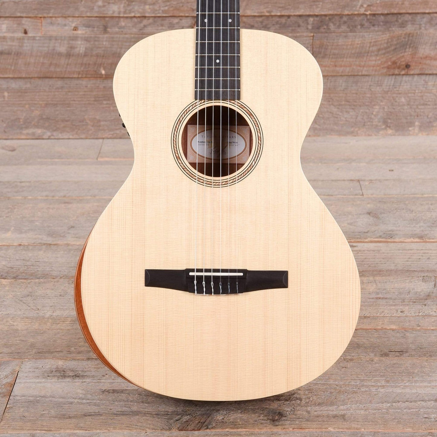 Taylor Academy 12e-N Lutz Spruce/Layered Sapele Grand Concert Nylon String w/ES-B Acoustic Guitars / Concert