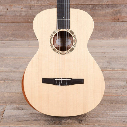 Taylor Academy 12e-N Lutz Spruce/Layered Sapele Grand Concert Nylon String w/ES-B Acoustic Guitars / Concert