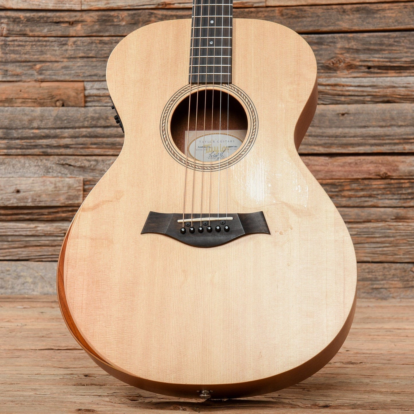 Taylor Academy 12e Natural 2017 Acoustic Guitars / Concert