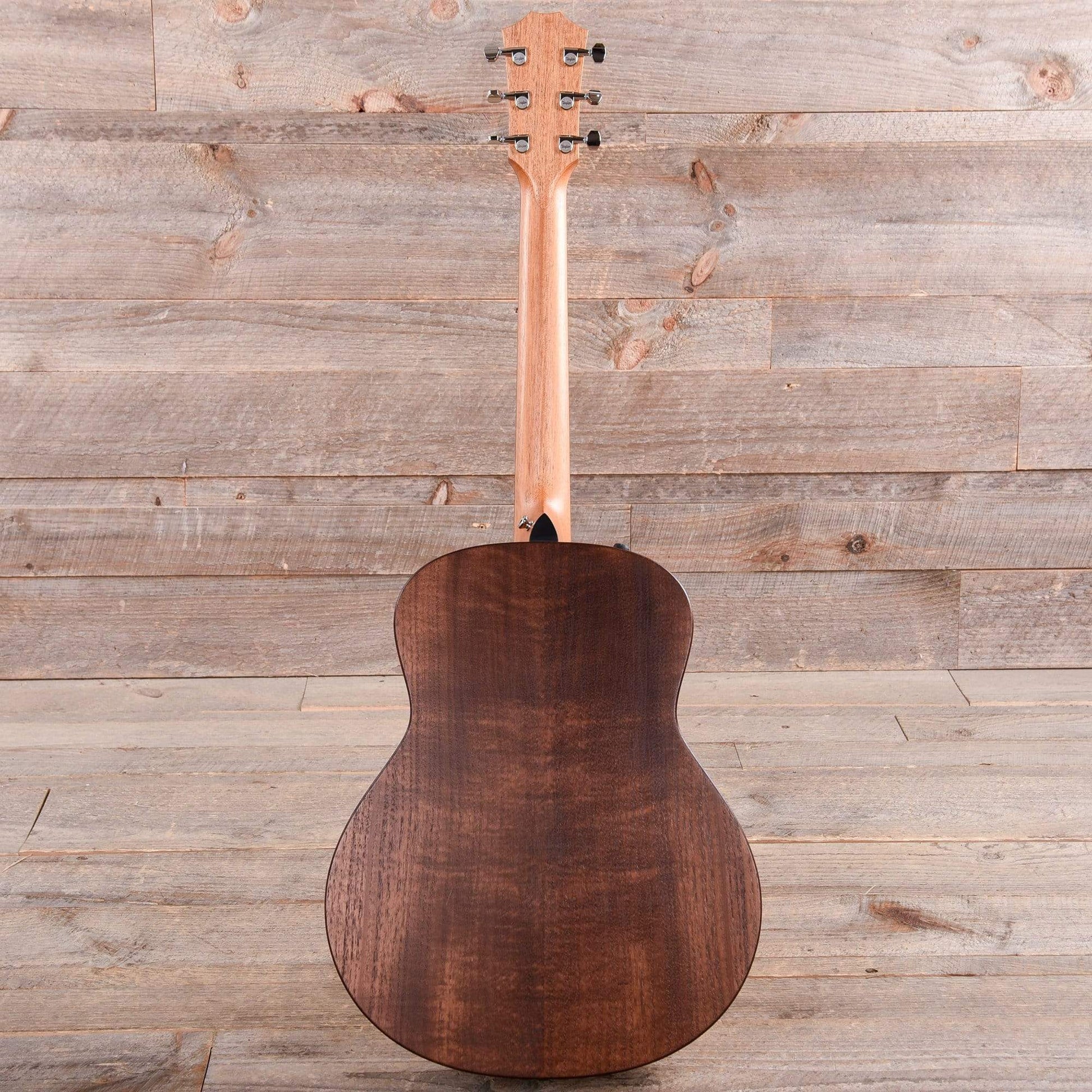 Taylor GTe Sitka/Urban Ash ES2 Acoustic Guitars / Concert