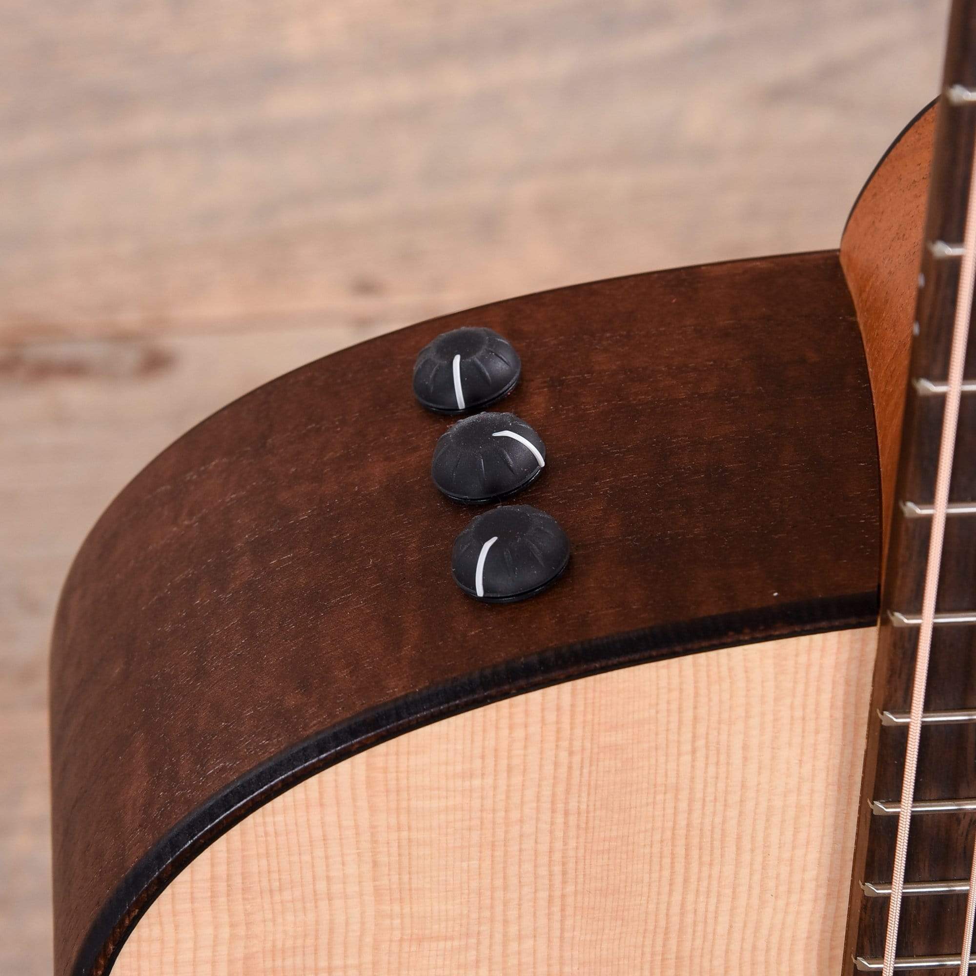 Taylor GTe Sitka/Urban Ash ES2 Acoustic Guitars / Concert