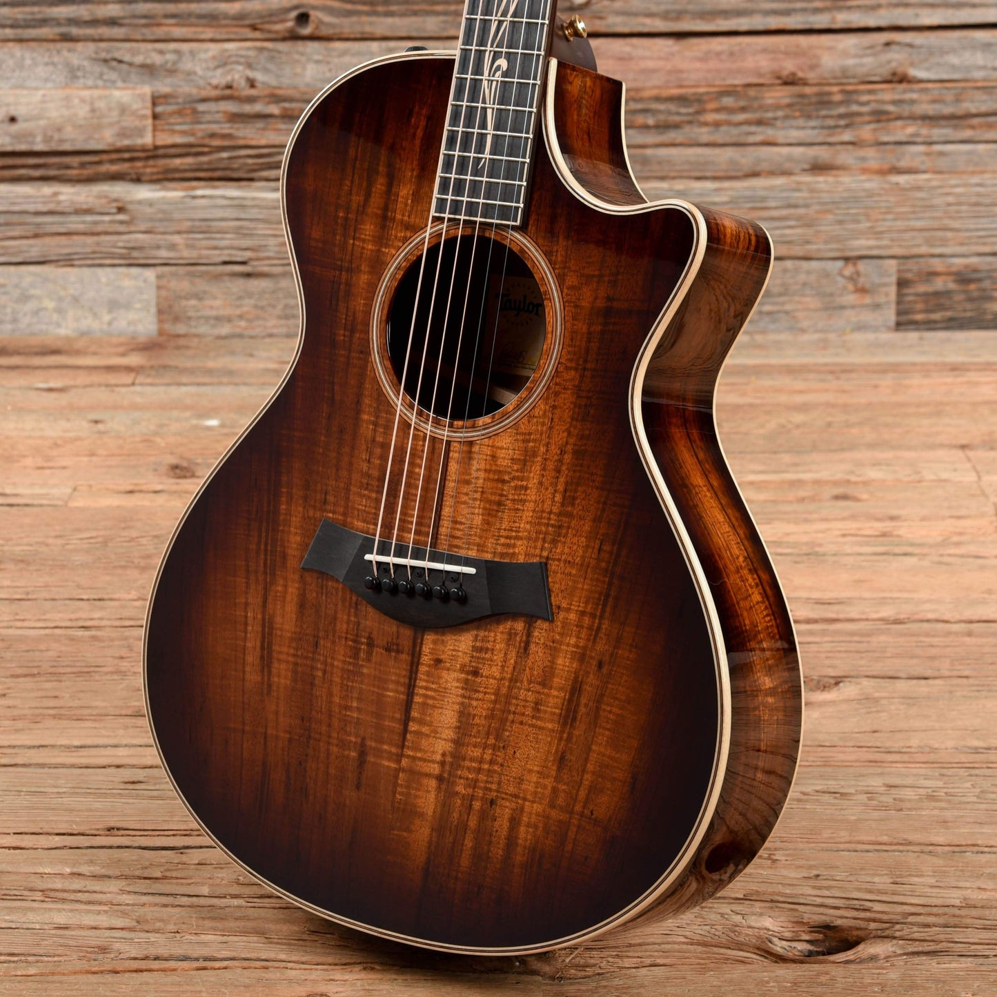 Taylor K22ce Grand Concert Shaded Edgeburst ES2 Acoustic Guitars / Concert