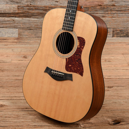 Taylor 110 Natural 2004 Acoustic Guitars / Dreadnought