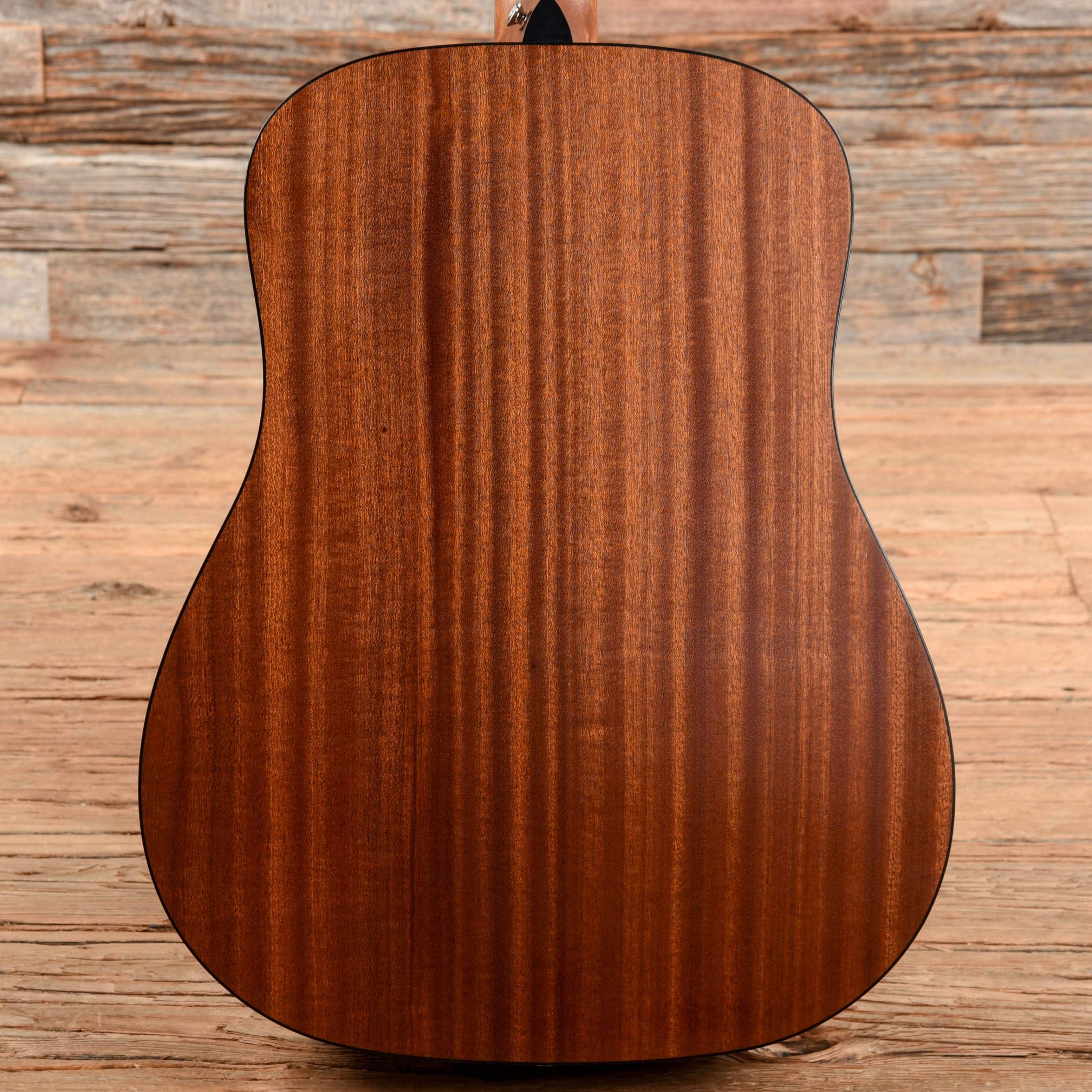 Taylor 110 Natural 2008 Acoustic Guitars / Dreadnought