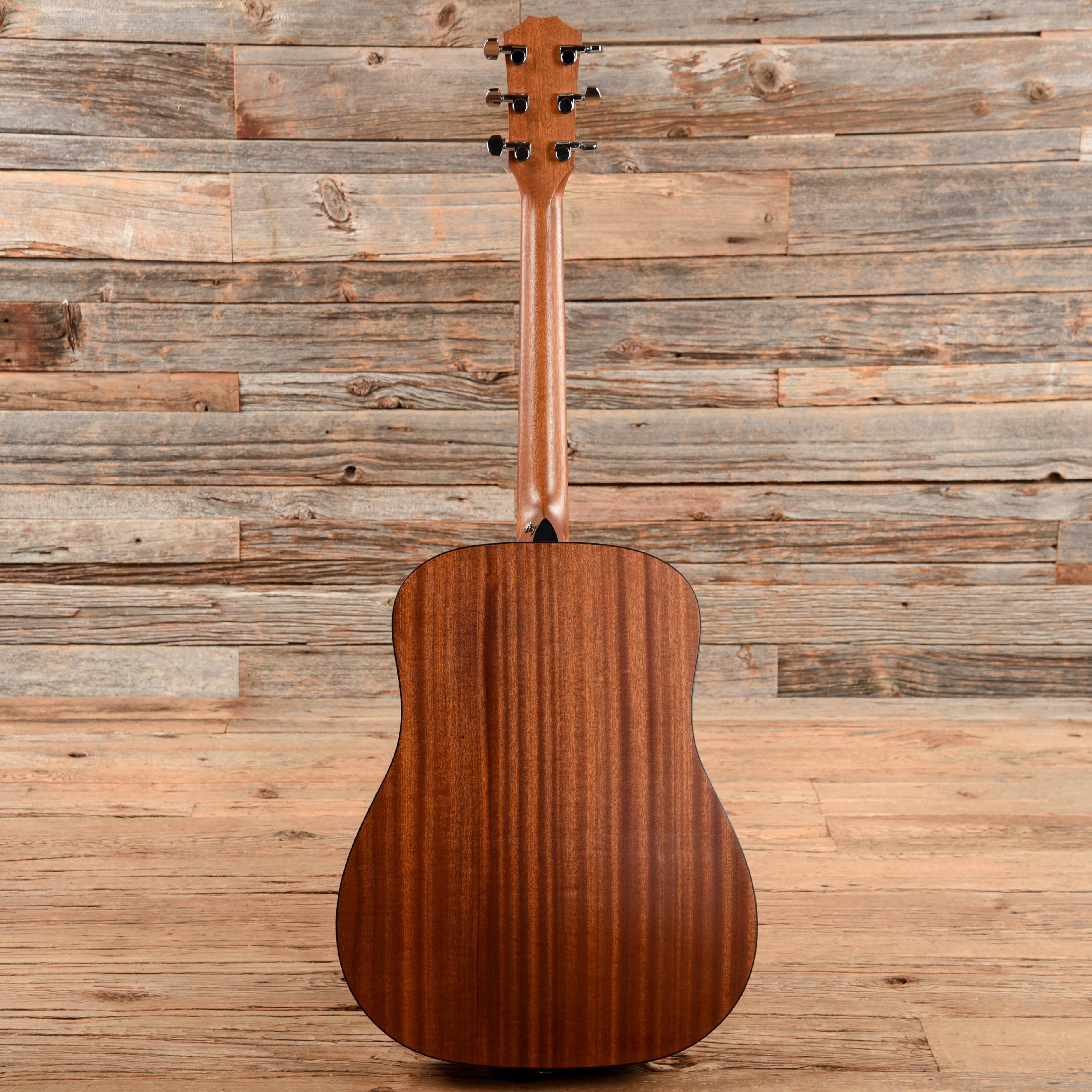 Taylor 110 Natural 2008 Acoustic Guitars / Dreadnought