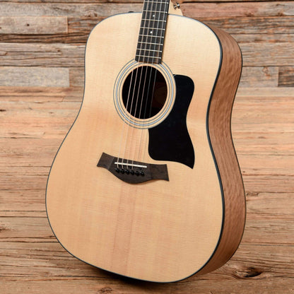 Taylor 110e Sitka/Walnut Dreadnought ES2 Acoustic Guitars / Dreadnought
