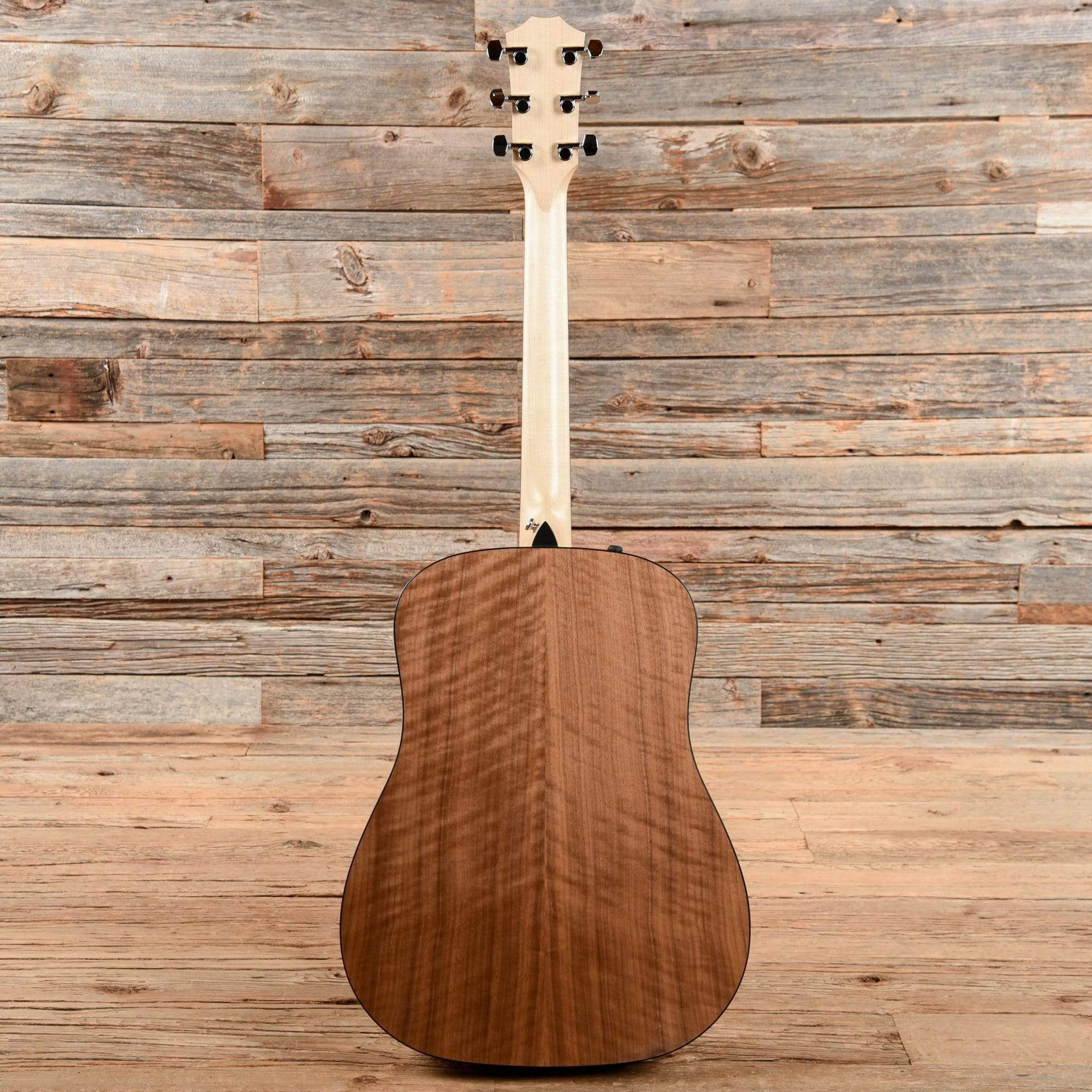 Taylor 110e Sitka/Walnut Dreadnought ES2 Acoustic Guitars / Dreadnought