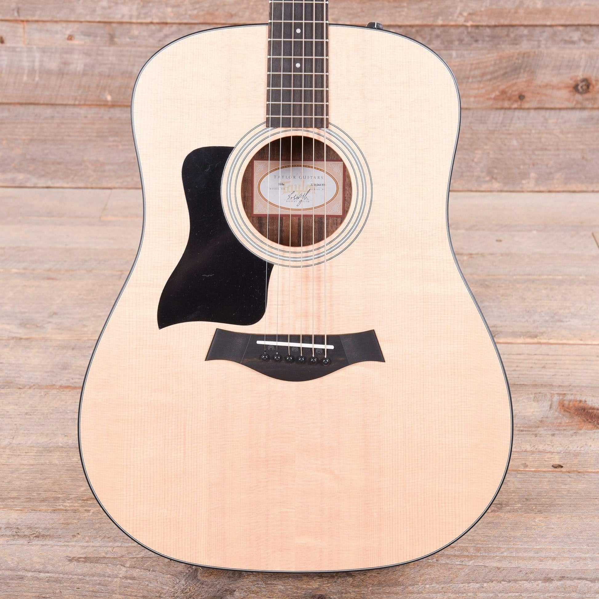 Taylor 110e Sitka/Walnut Dreadnought ES2 LEFTY Acoustic Guitars / Dreadnought