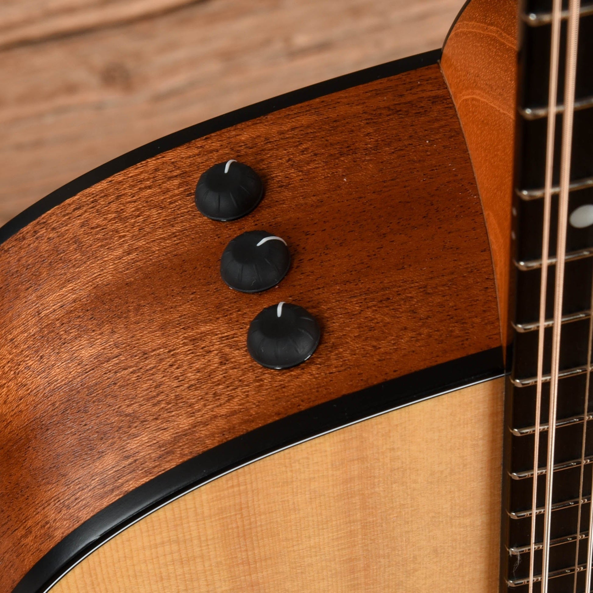 Taylor 150e Natural 2015 Acoustic Guitars / Dreadnought