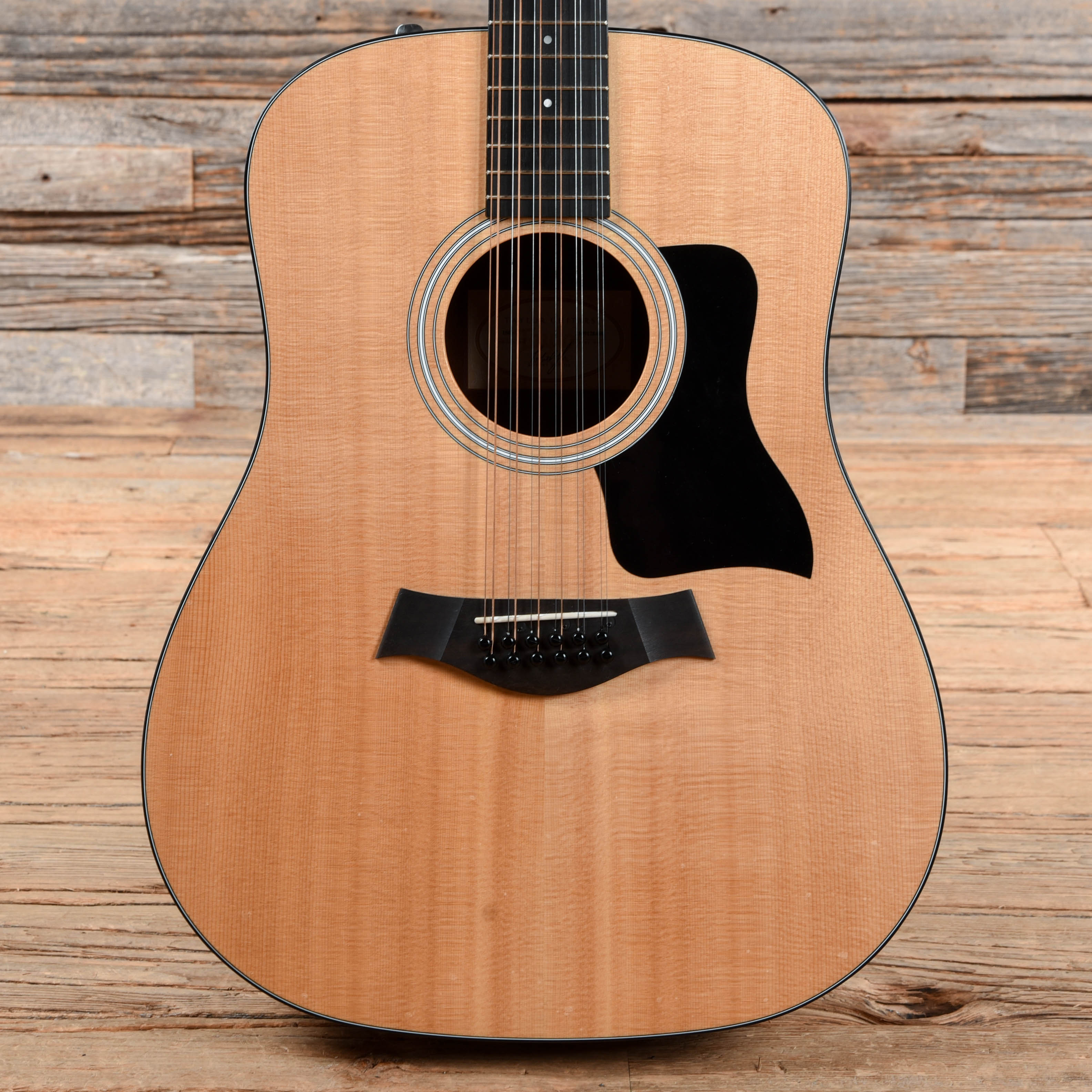 Taylor 150e Natural 2018 Acoustic Guitars / Dreadnought