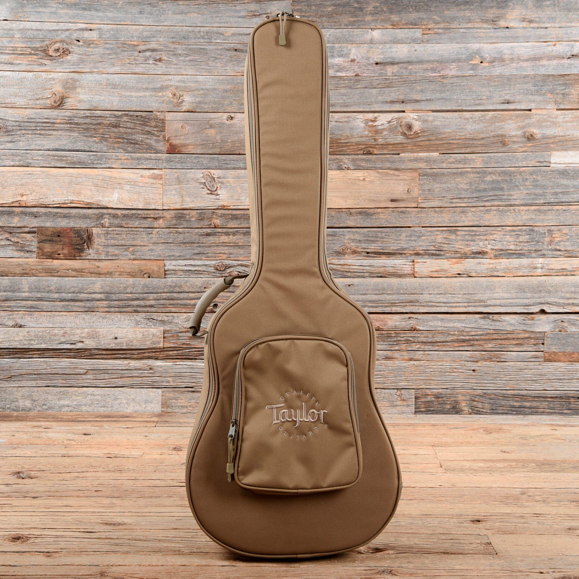 Taylor 150e Natural 2018 Acoustic Guitars / Dreadnought