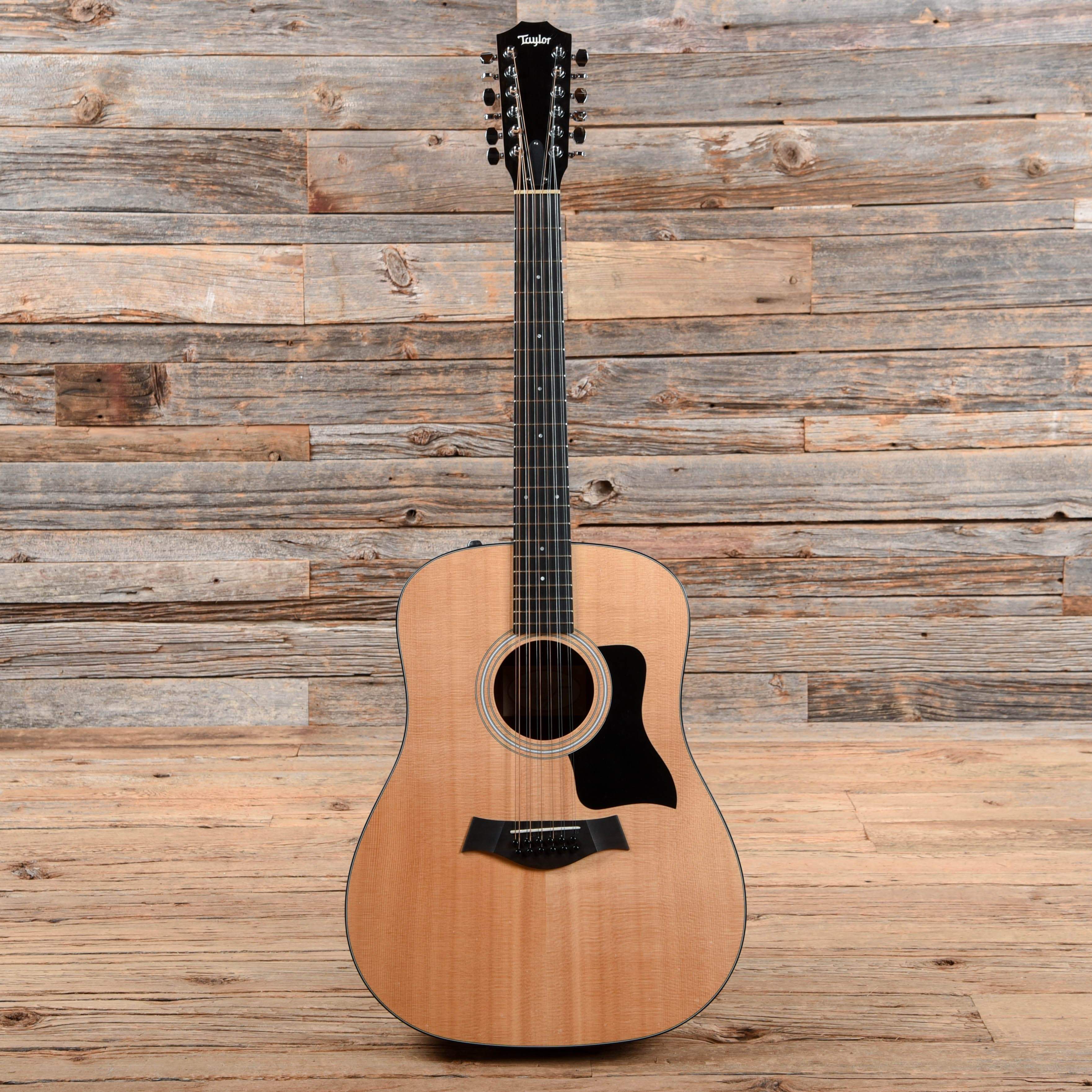 Taylor 150e Natural 2018 Acoustic Guitars / Dreadnought