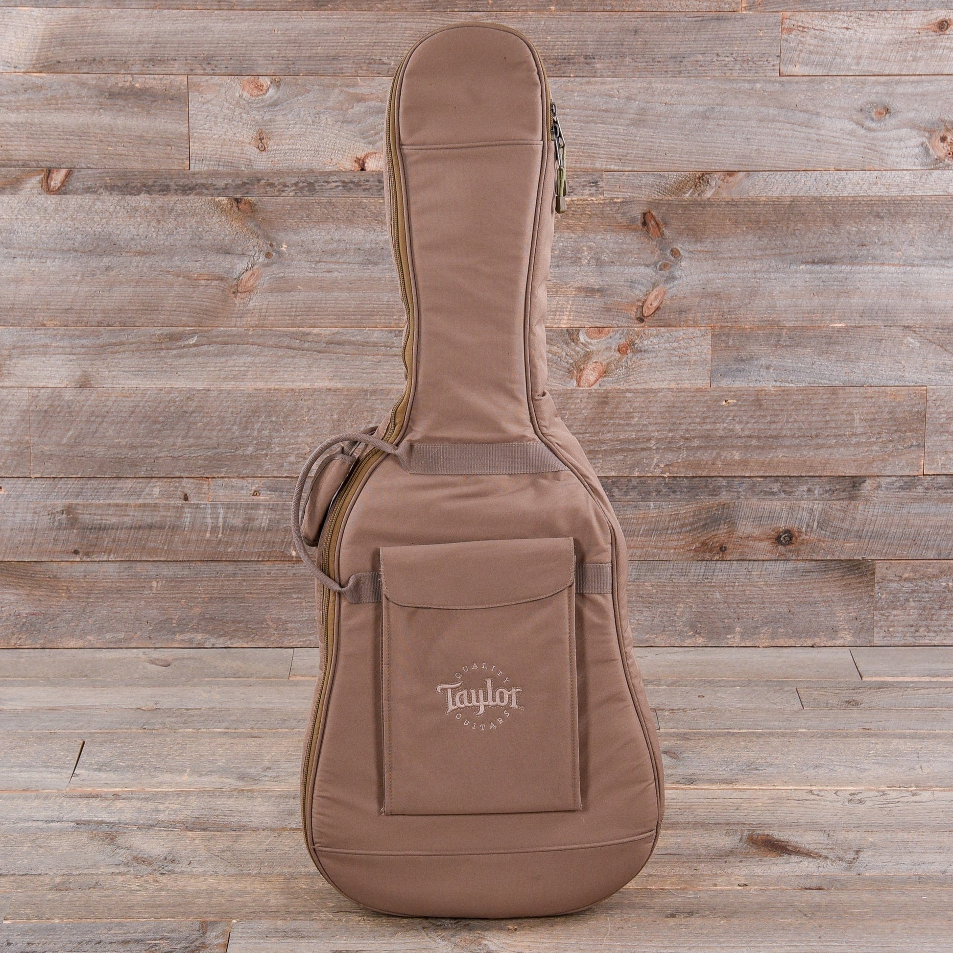 Taylor 210ce Plus Dreadnought Sitka/Rosewood Natural ES2 Acoustic Guitars / Dreadnought