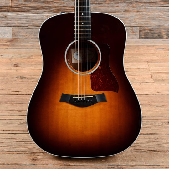 Taylor 210e-SB Sunburst 2015 Acoustic Guitars / Dreadnought