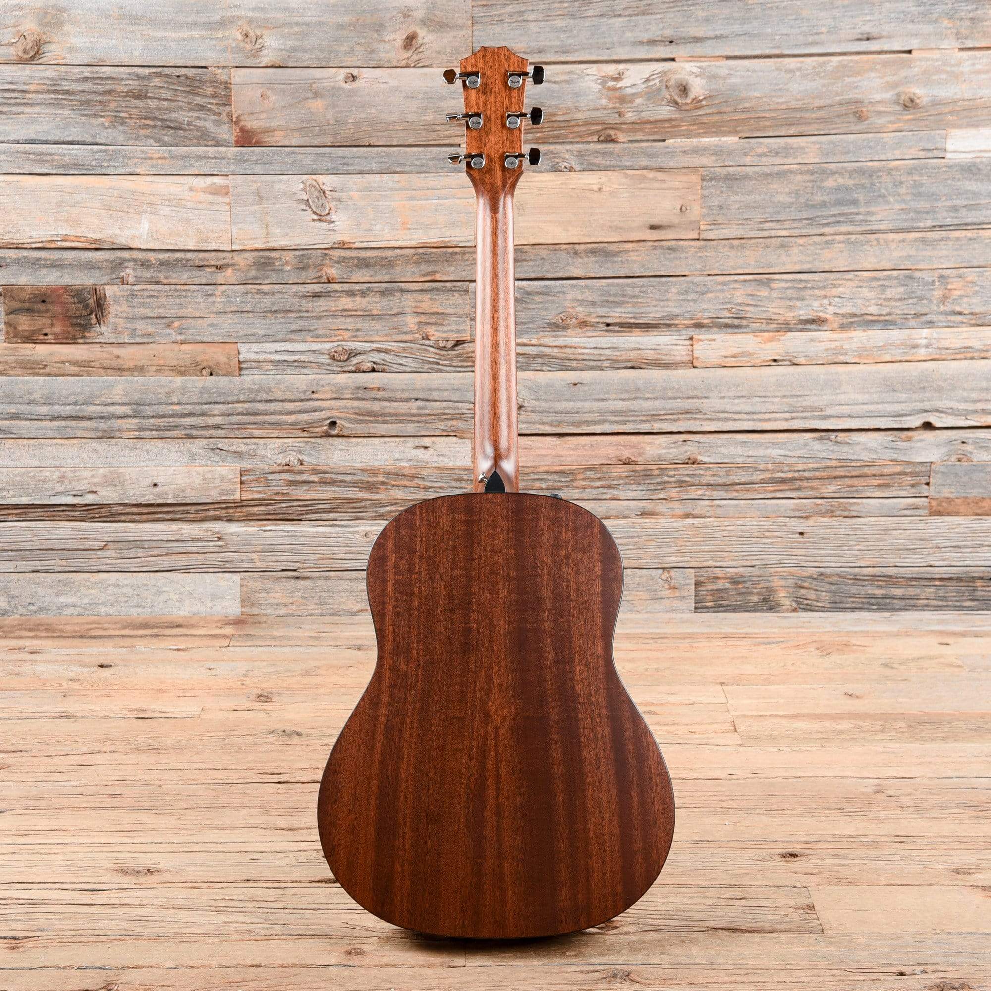 Taylor 317e Sitka/Sapele Grand Pacific ES2 Acoustic Guitars / Dreadnought