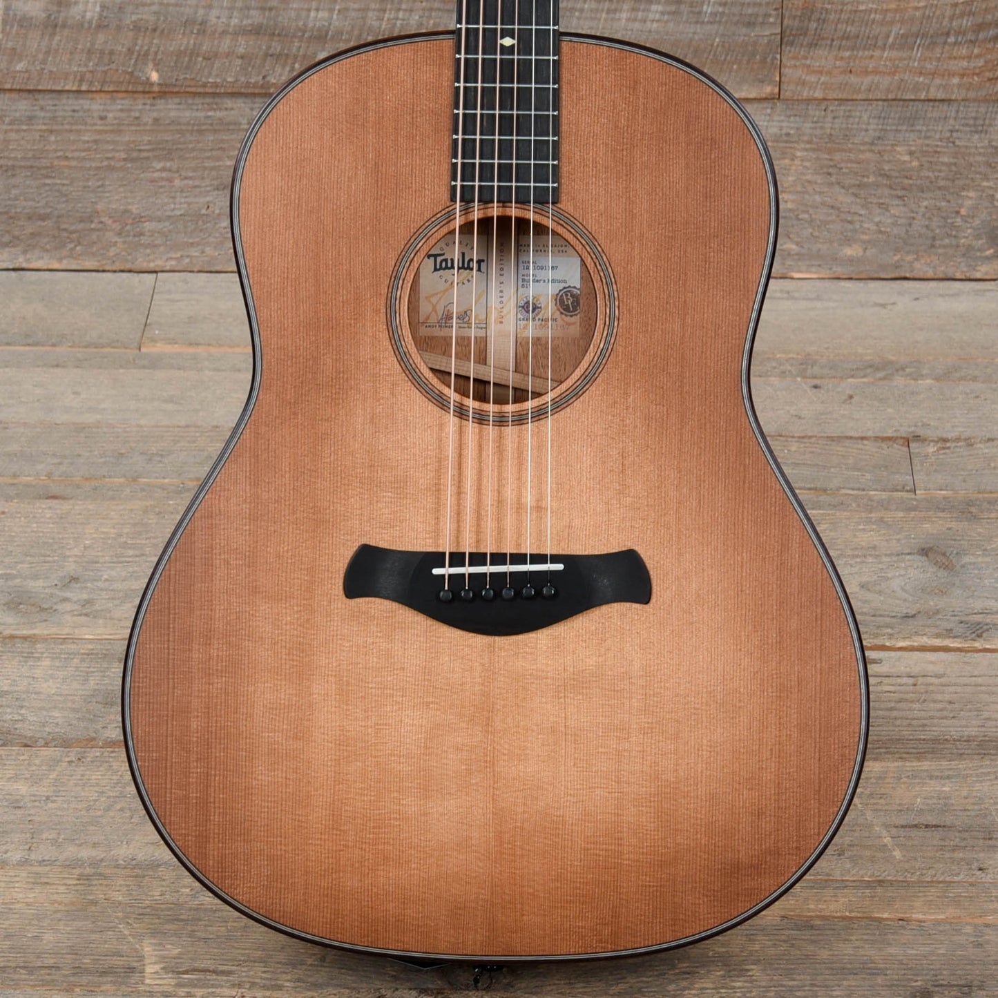 Taylor 517 Builder's Edition Sitka/Tropical Mahogany Grand Pacific Wild Honey Burst Acoustic Guitars / Dreadnought