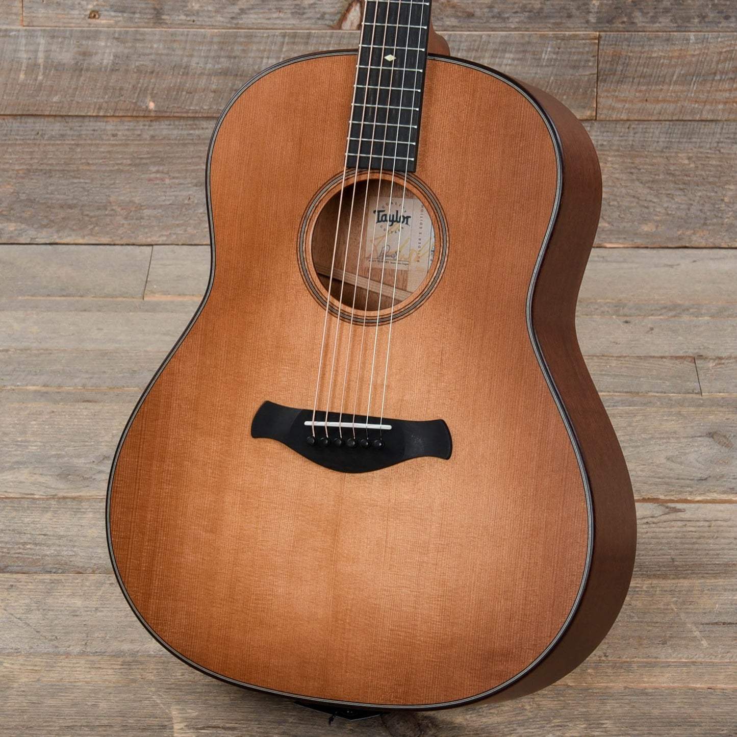 Taylor 517 Builder's Edition Sitka/Tropical Mahogany Grand Pacific Wild Honey Burst Acoustic Guitars / Dreadnought
