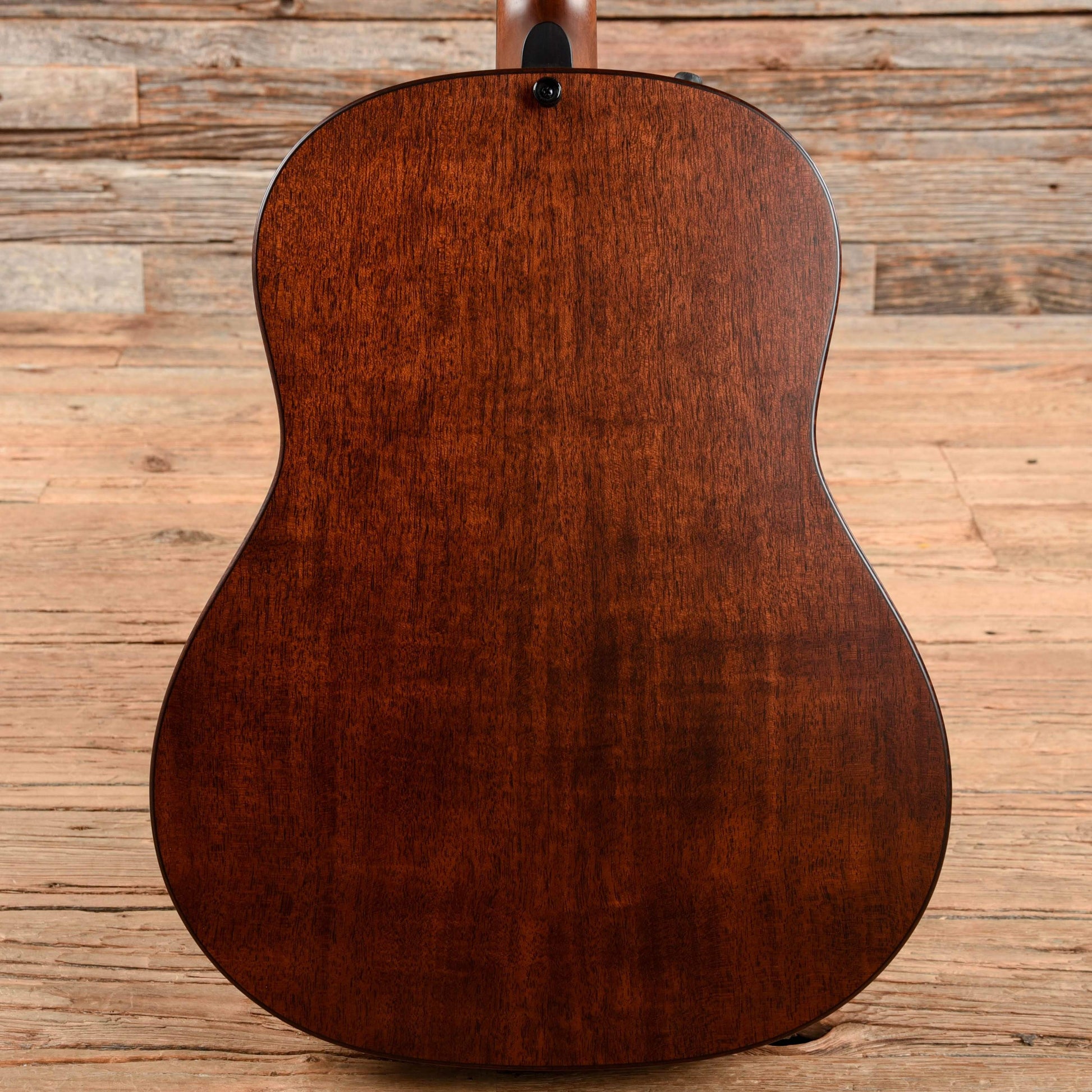 Taylor 517e Builder's Edition Torrefied Sitka/Tropical Mahogany Grand Pacific Natural ES2 Acoustic Guitars / Dreadnought