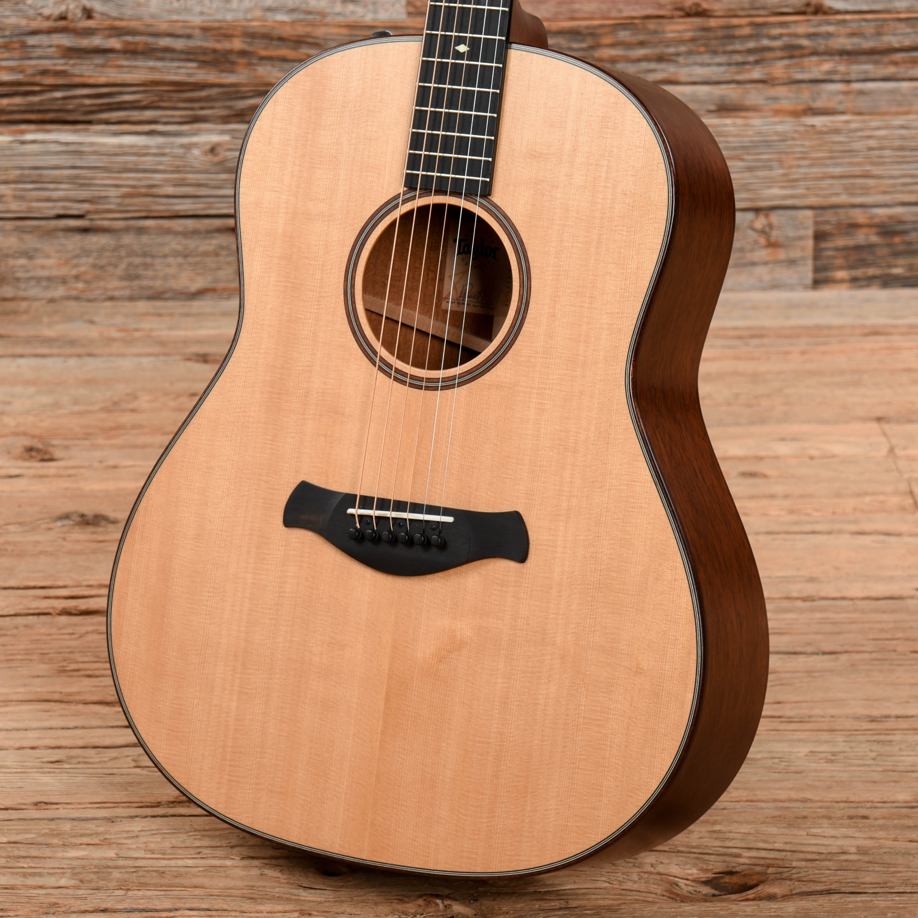 Taylor 517e Builder's Edition Torrefied Sitka/Tropical Mahogany Grand Pacific Natural ES2 Acoustic Guitars / Dreadnought