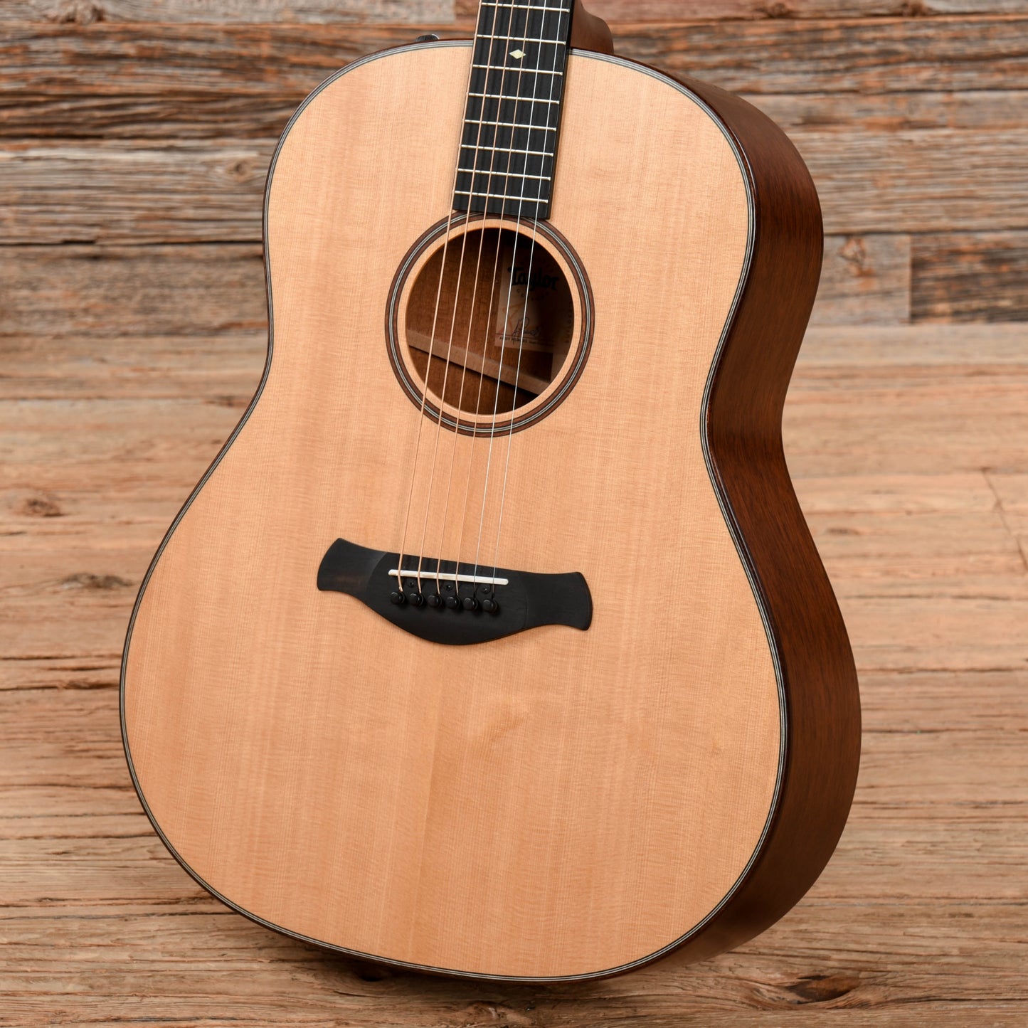 Taylor 517e Builder's Edition Torrefied Sitka/Tropical Mahogany Grand Pacific Natural ES2 Acoustic Guitars / Dreadnought