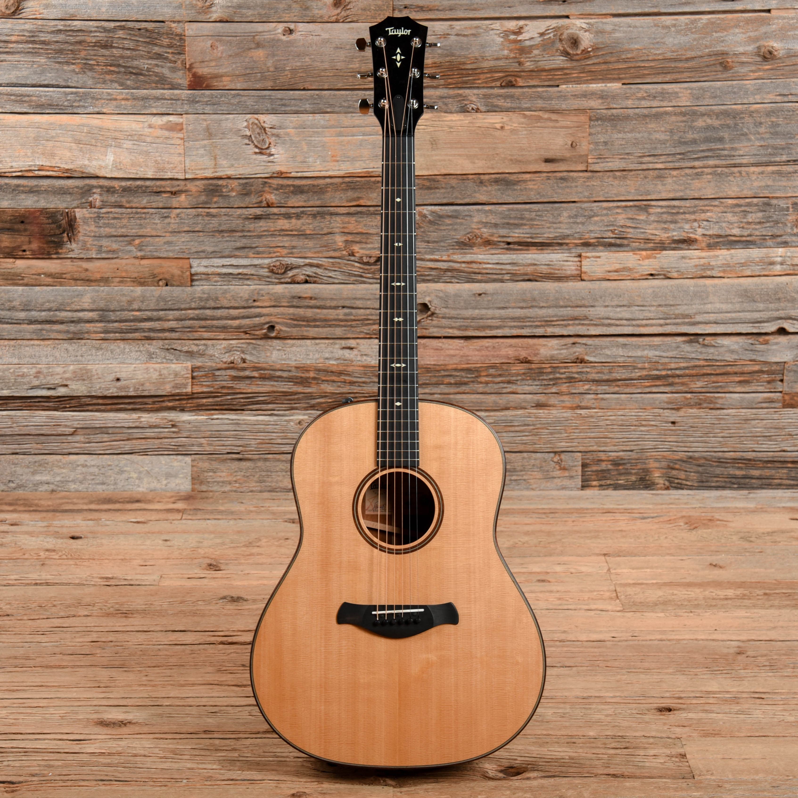 Taylor 517e Builder's Edition Torrefied Sitka/Tropical Mahogany Grand Pacific Natural ES2 Acoustic Guitars / Dreadnought