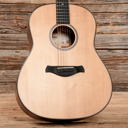Taylor 517e Builder's Edition Torrefied Sitka/Tropical Mahogany Grand Pacific Natural ES2 Acoustic Guitars / Dreadnought