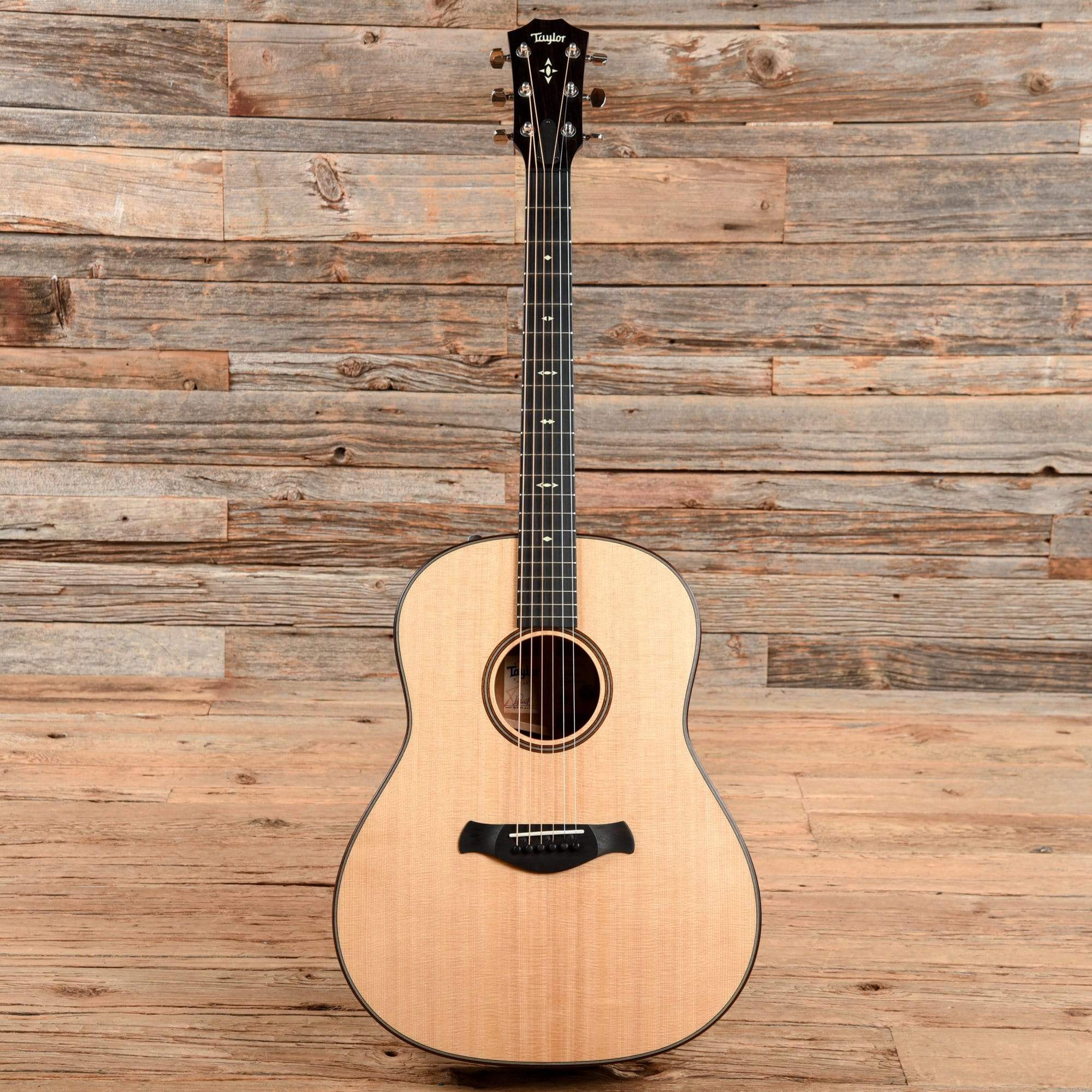 Taylor 517e Builder's Edition Torrefied Sitka/Tropical Mahogany Grand Pacific Natural ES2 Acoustic Guitars / Dreadnought