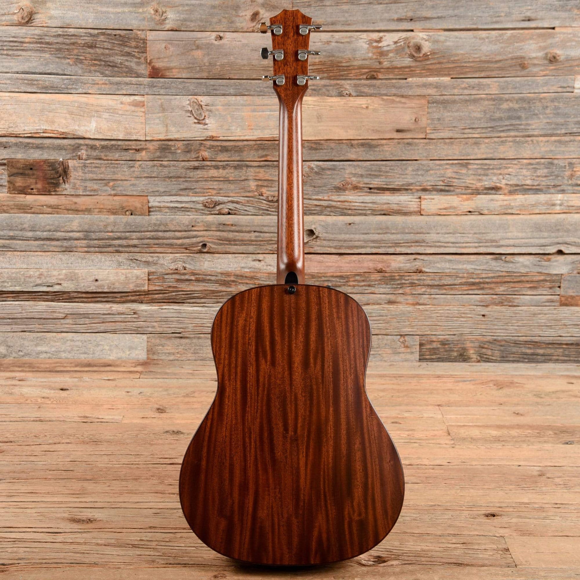 Taylor 517e Builder's Edition Torrefied Sitka/Tropical Mahogany Grand Pacific Natural ES2 Acoustic Guitars / Dreadnought