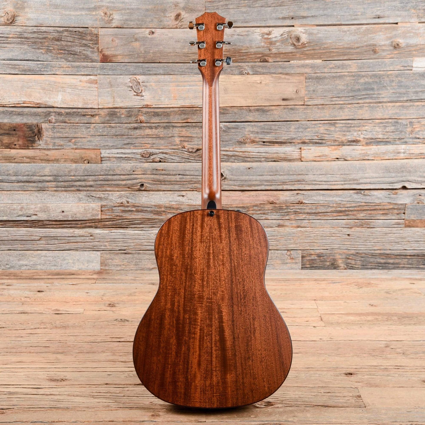 Taylor 517e Builder's Edition Torrefied Sitka/Tropical Mahogany Grand Pacific Wild Honey Burst ES2 Acoustic Guitars / Dreadnought