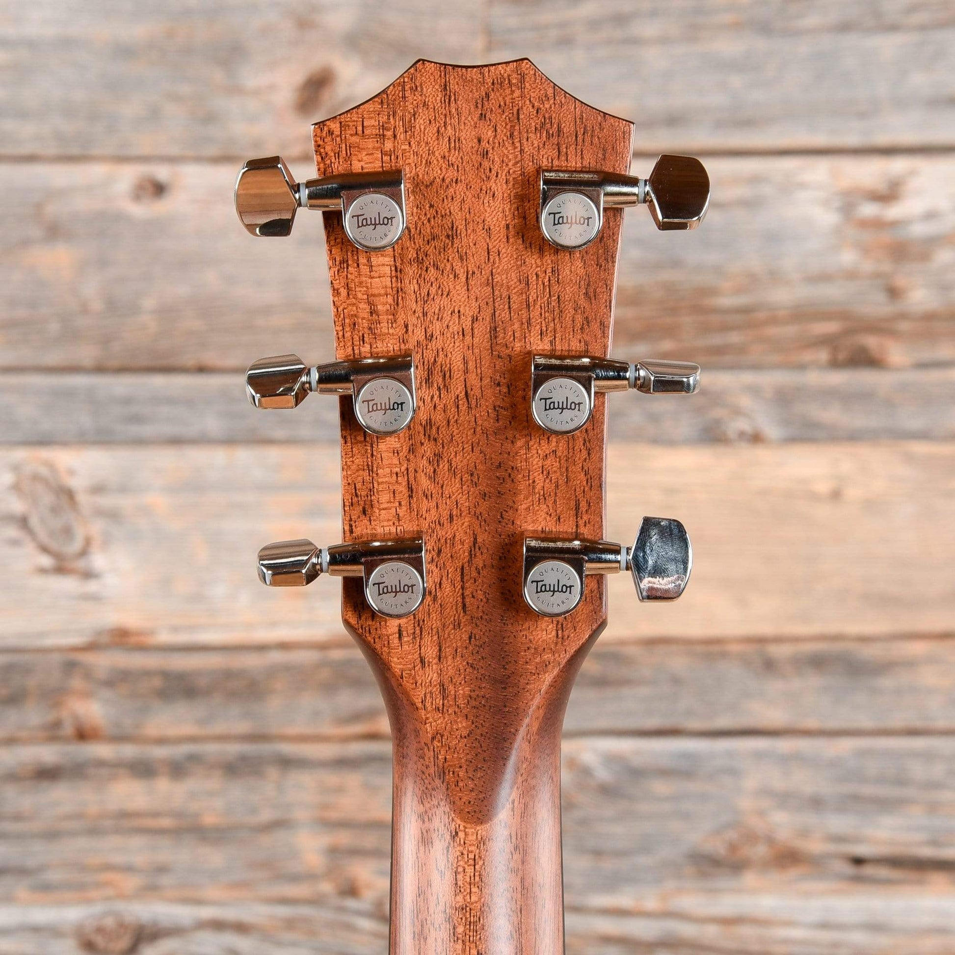 Taylor 517e Builder's Edition Torrefied Sitka/Tropical Mahogany Grand Pacific Wild Honey Burst ES2 Acoustic Guitars / Dreadnought