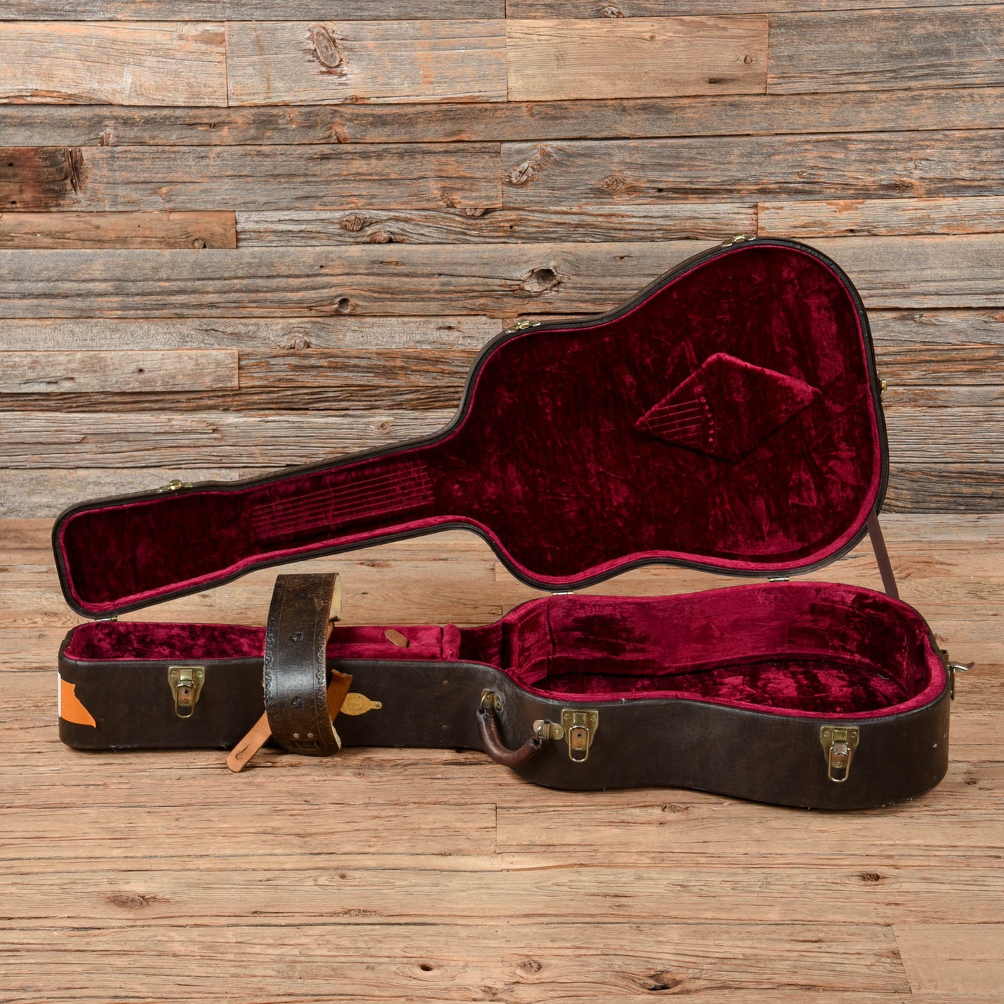 Taylor 710 Natural 1996 Acoustic Guitars / Dreadnought