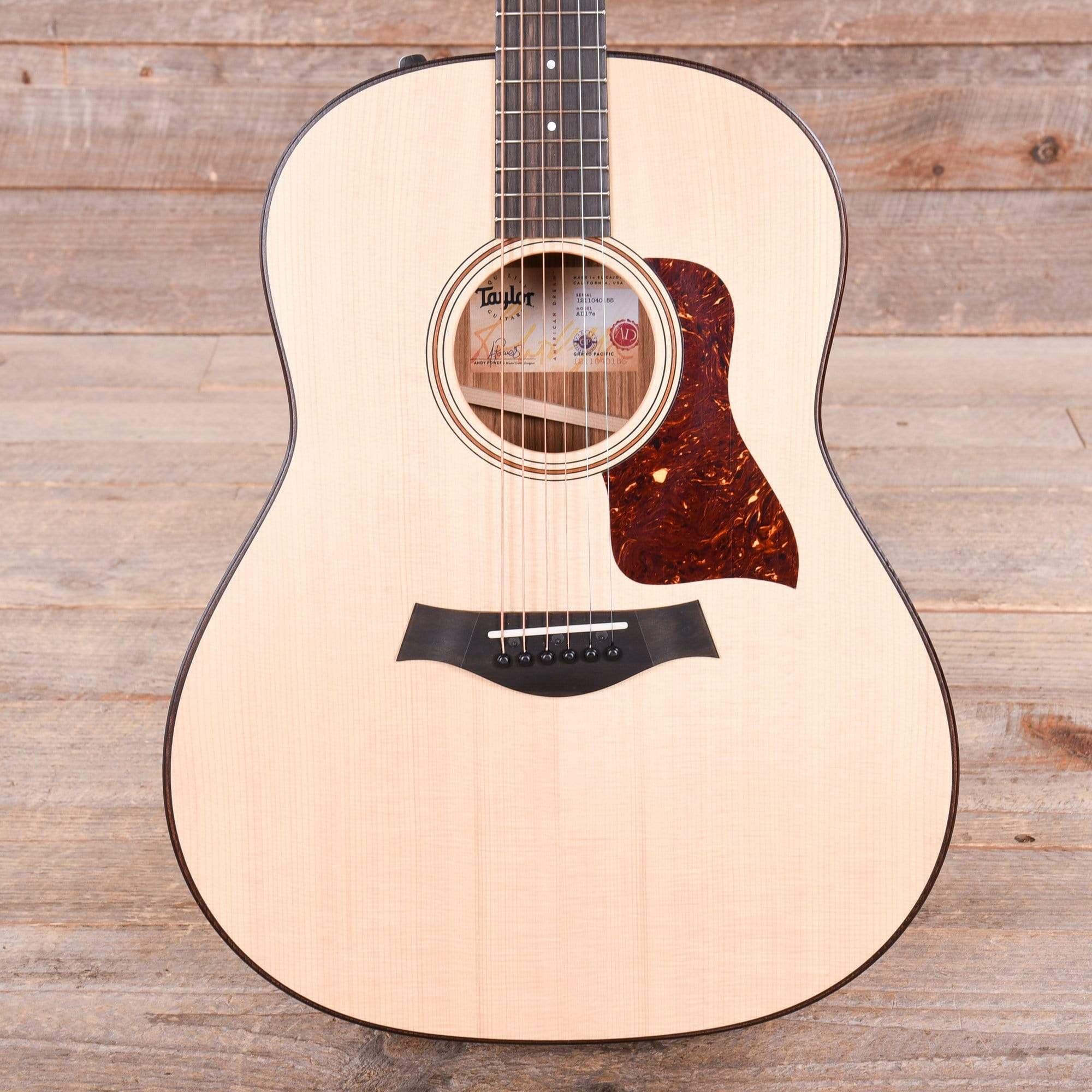 Taylor American Dream AD17e Spruce/Ovangkol Natural ES2 Acoustic Guitars / Dreadnought