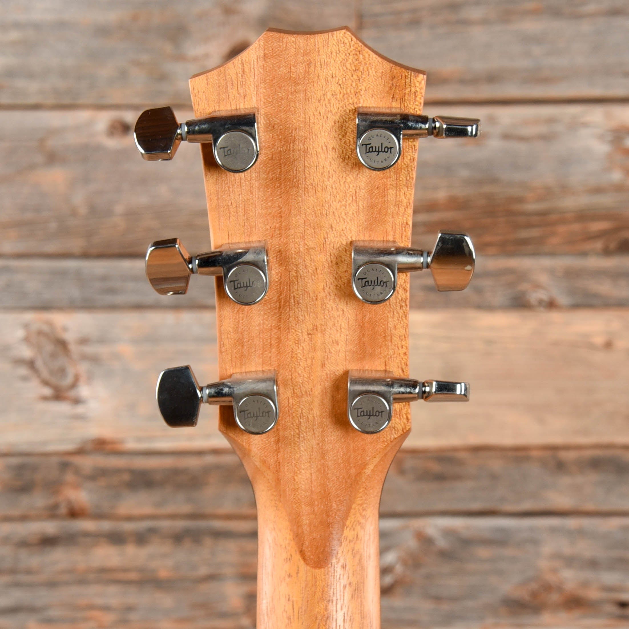 Taylor American Dream AD17e Spruce/Ovangkol Natural ES2 w/AeroCase Acoustic Guitars / Dreadnought