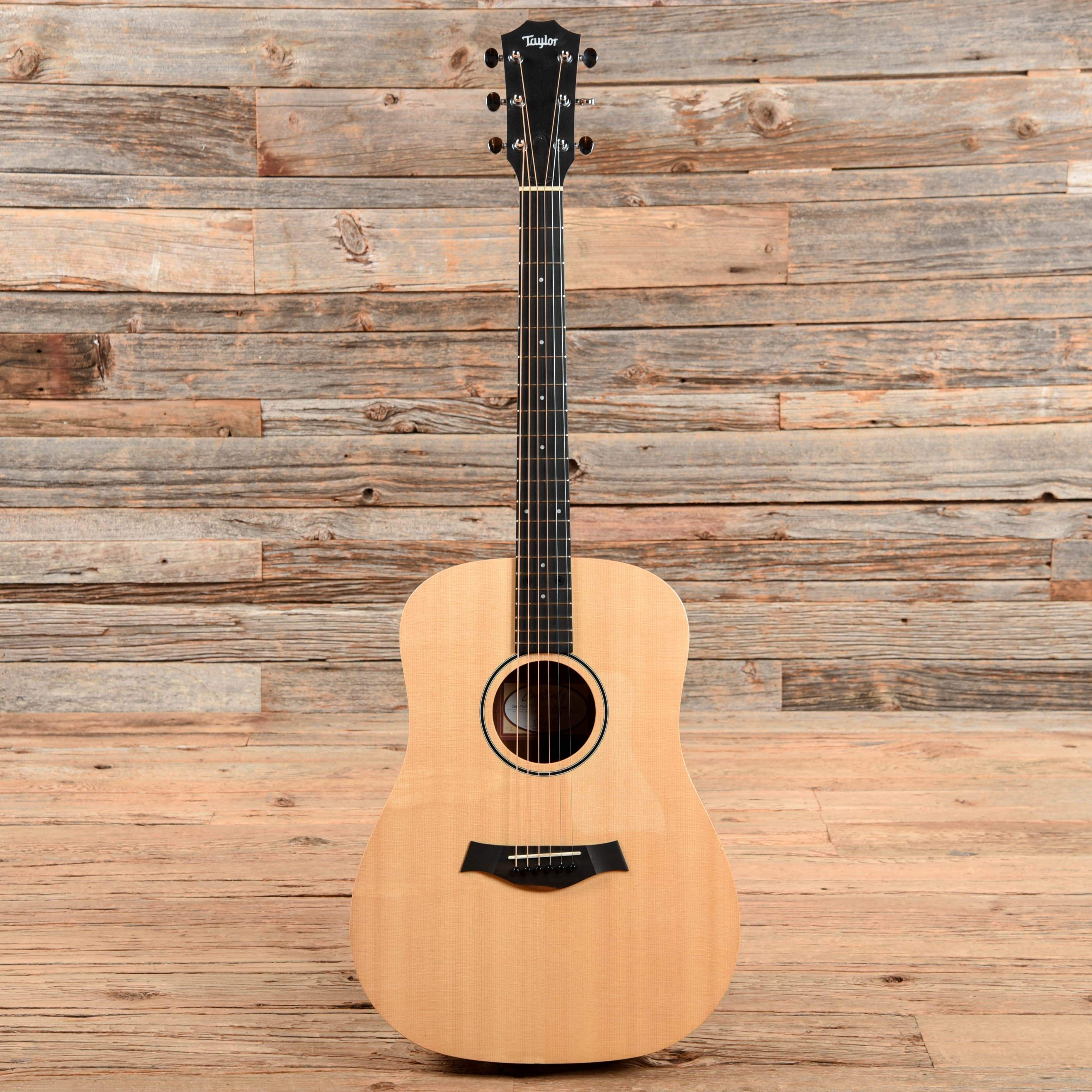 Taylor Big Baby Taylor Natural 2017 Acoustic Guitars / Dreadnought