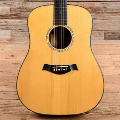 Taylor BTO Custom Dreadnought Natural Acoustic Guitars / Dreadnought