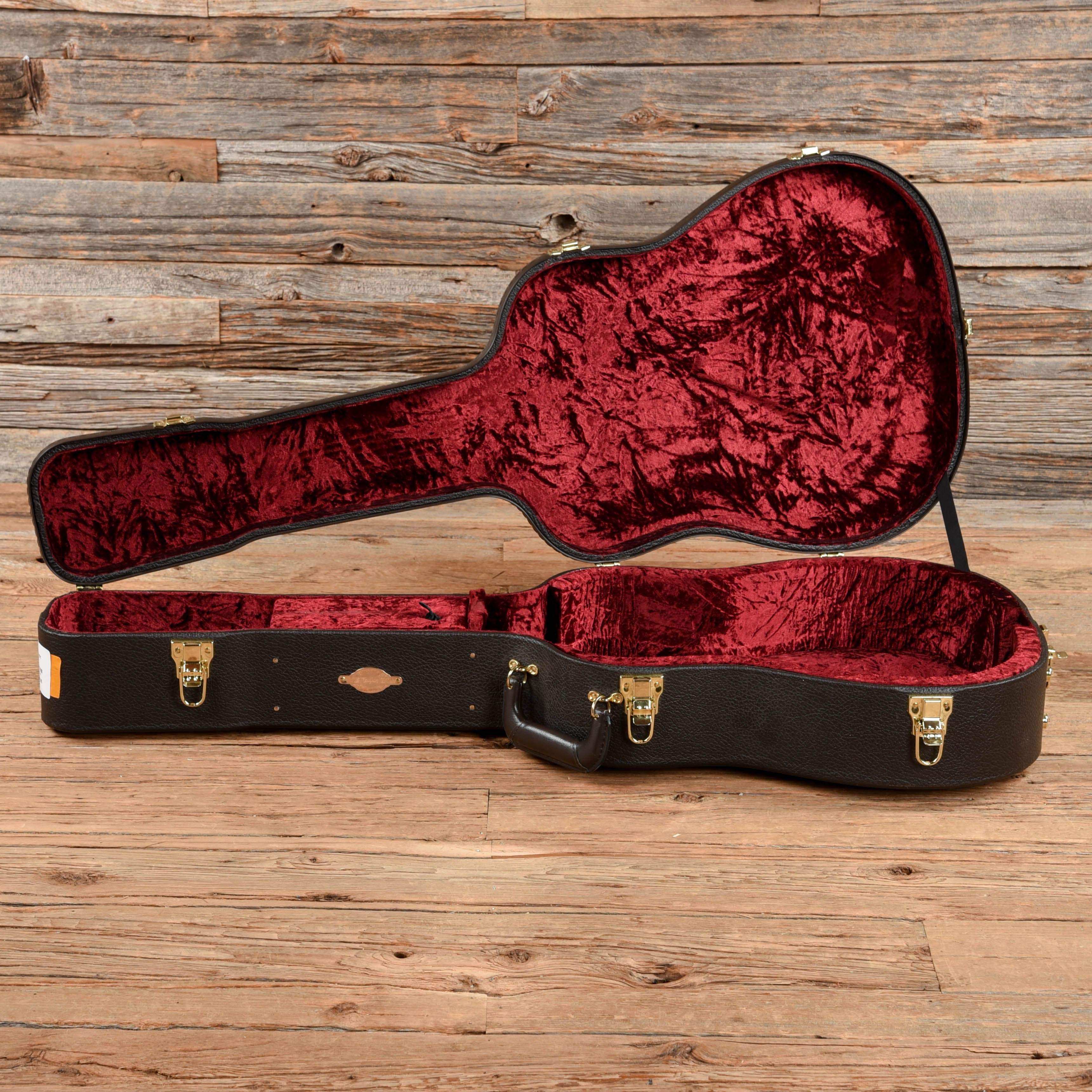 Taylor BTO Custom Dreadnought Natural Acoustic Guitars / Dreadnought