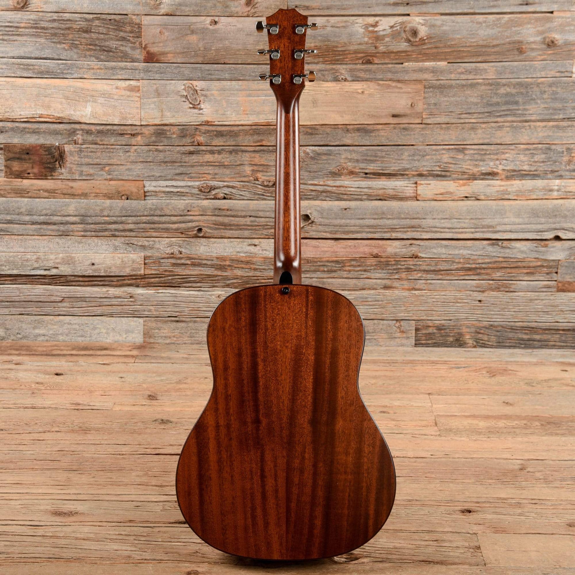 Taylor Builder's Edition 517 with V-Class Bracing Wild Honey Burst 2020 Acoustic Guitars / Dreadnought