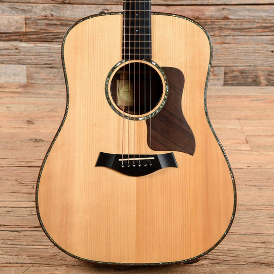 Taylor Custom Dreadnought Natural 2011 Acoustic Guitars / Dreadnought