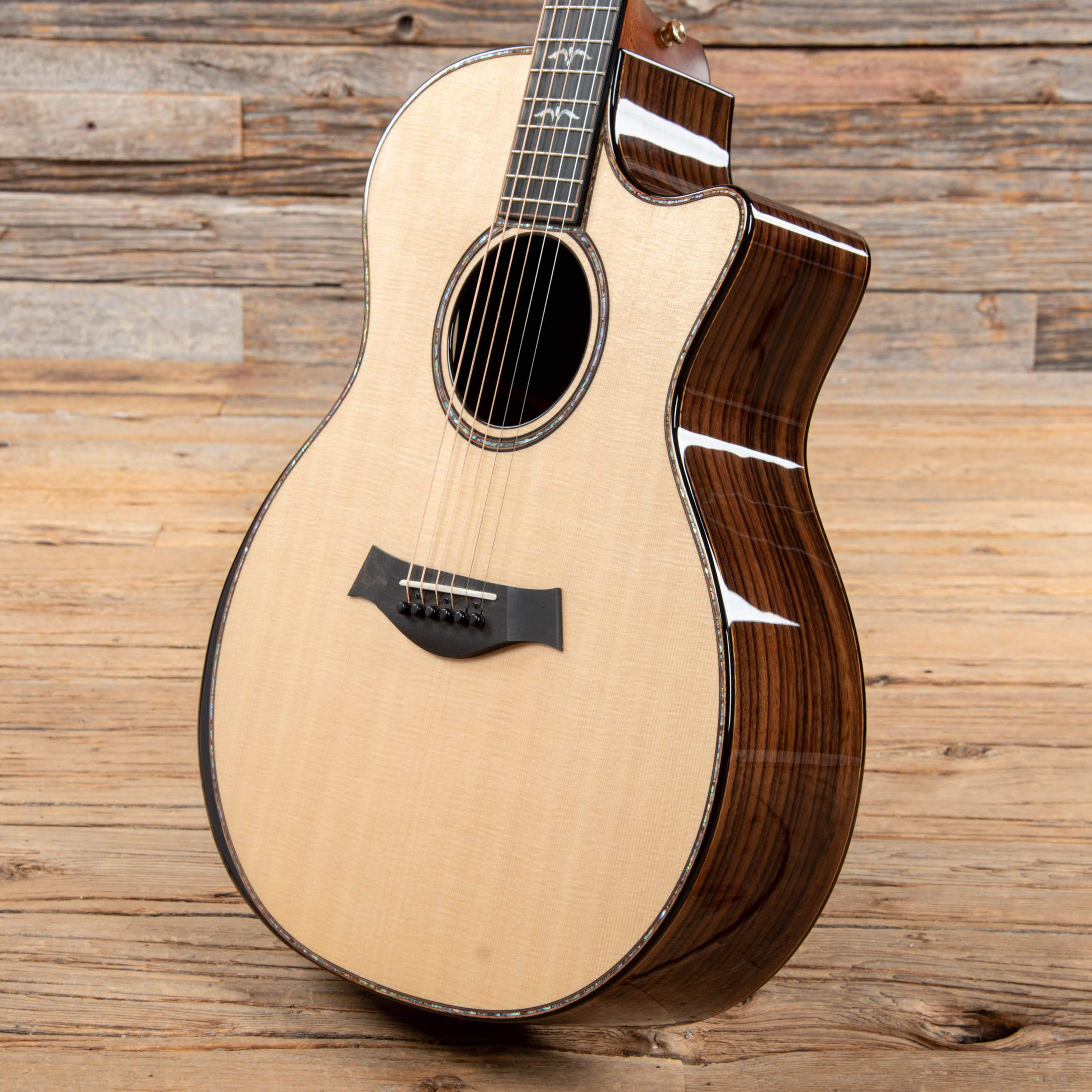 Taylor Taylor 914ce Grand Auditorium Sitka Spruce/Indian Rosewood ES2 w/V-Class Bracing Natural 2019 Acoustic Guitars / Dreadnought