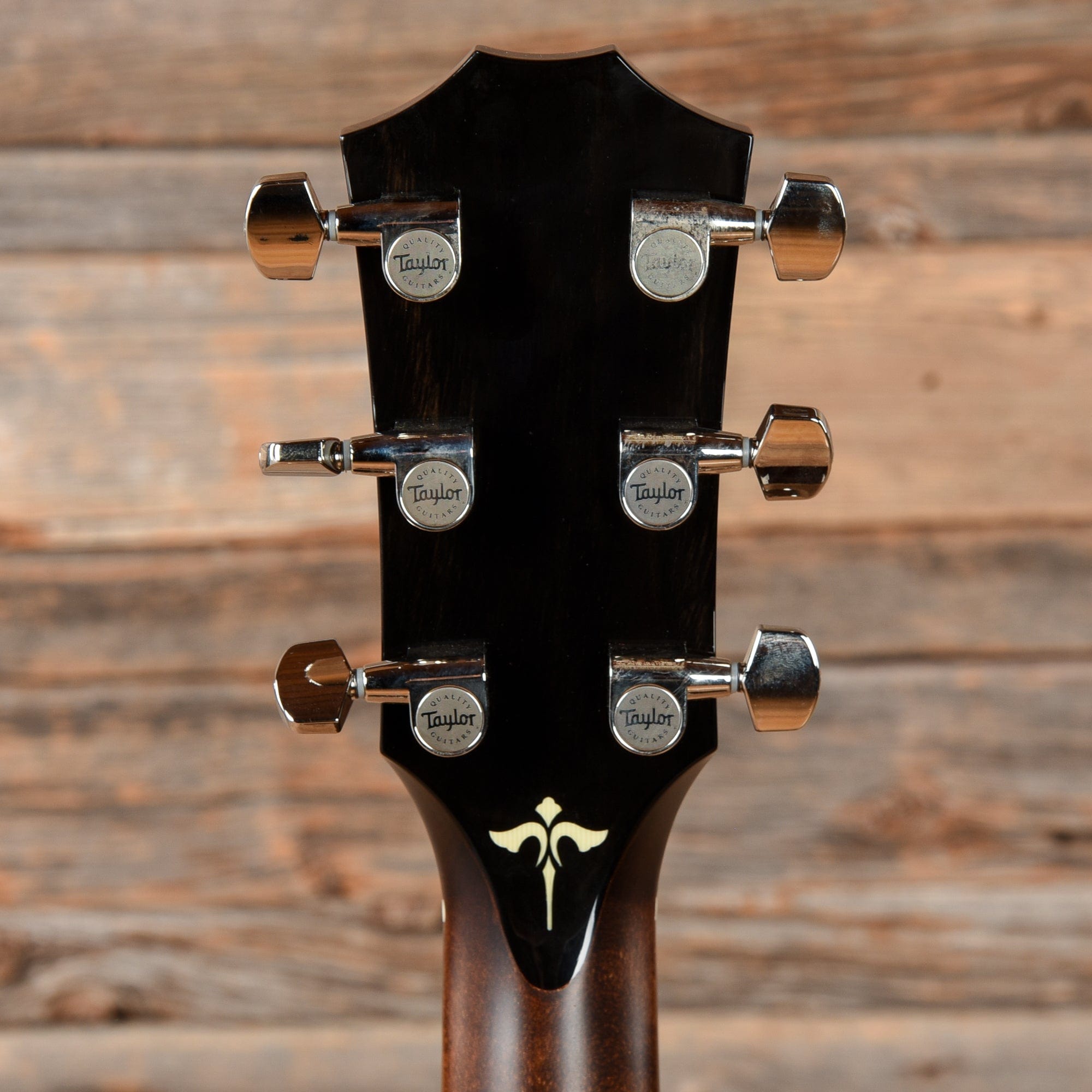 Taylor 618e Natural Acoustic Guitars / Jumbo